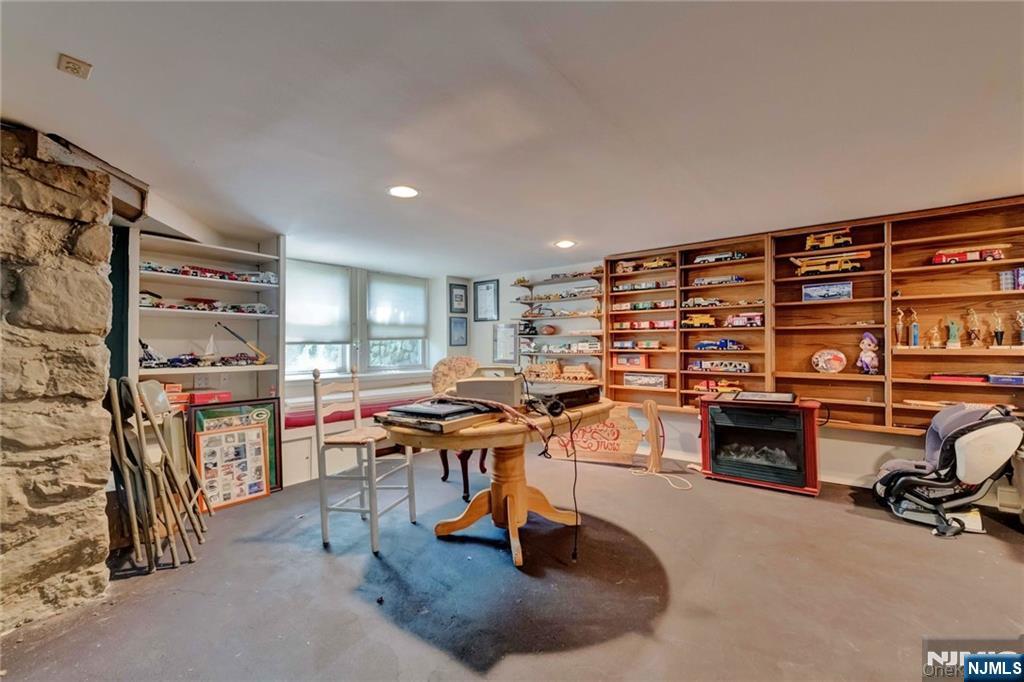 Nanuet, New York, 10954, United States, 6 Bedrooms Bedrooms, ,7 BathroomsBathrooms,Residential,For Sale,1988199