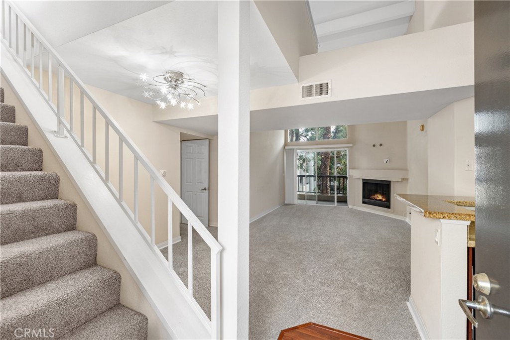 Woodland Hills, California, 91367, United States, 2 Bedrooms Bedrooms, ,2 BathroomsBathrooms,Residential,For Sale,1966516