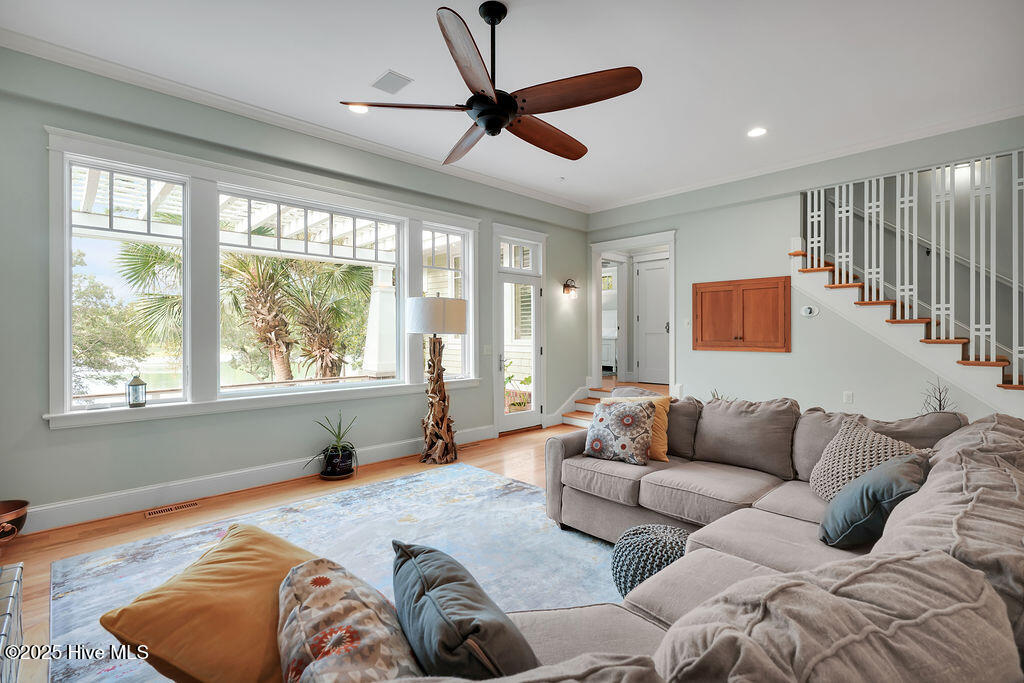 Wilmington, North Carolina, 28411, United States, 5 Bedrooms Bedrooms, ,5 BathroomsBathrooms,Residential,For Sale,1940962