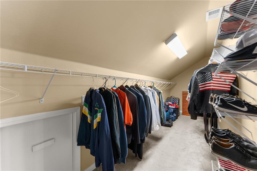 Buford, Georgia, 30518, United States, 4 Bedrooms Bedrooms, ,4 BathroomsBathrooms,Residential,For Sale,1990419