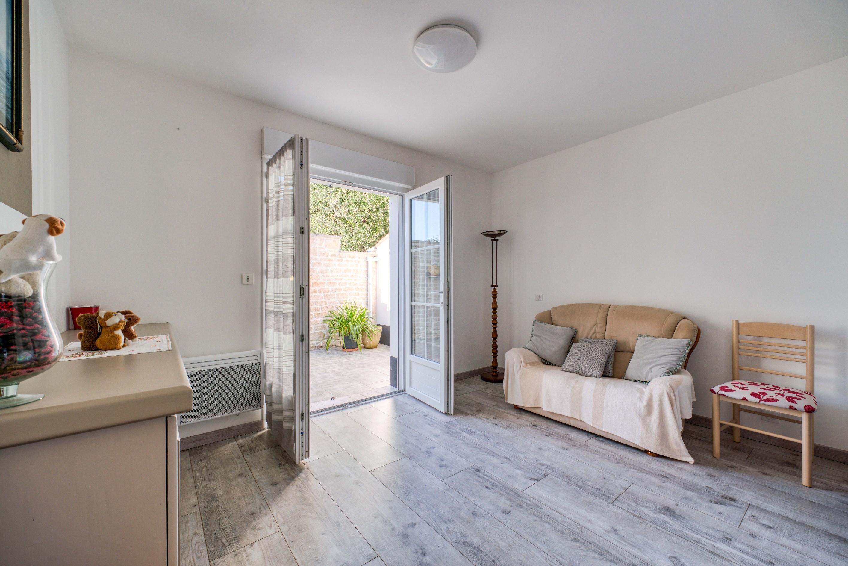 Villa with heated pool - 4 km from the Ocean - St-Pierre-d