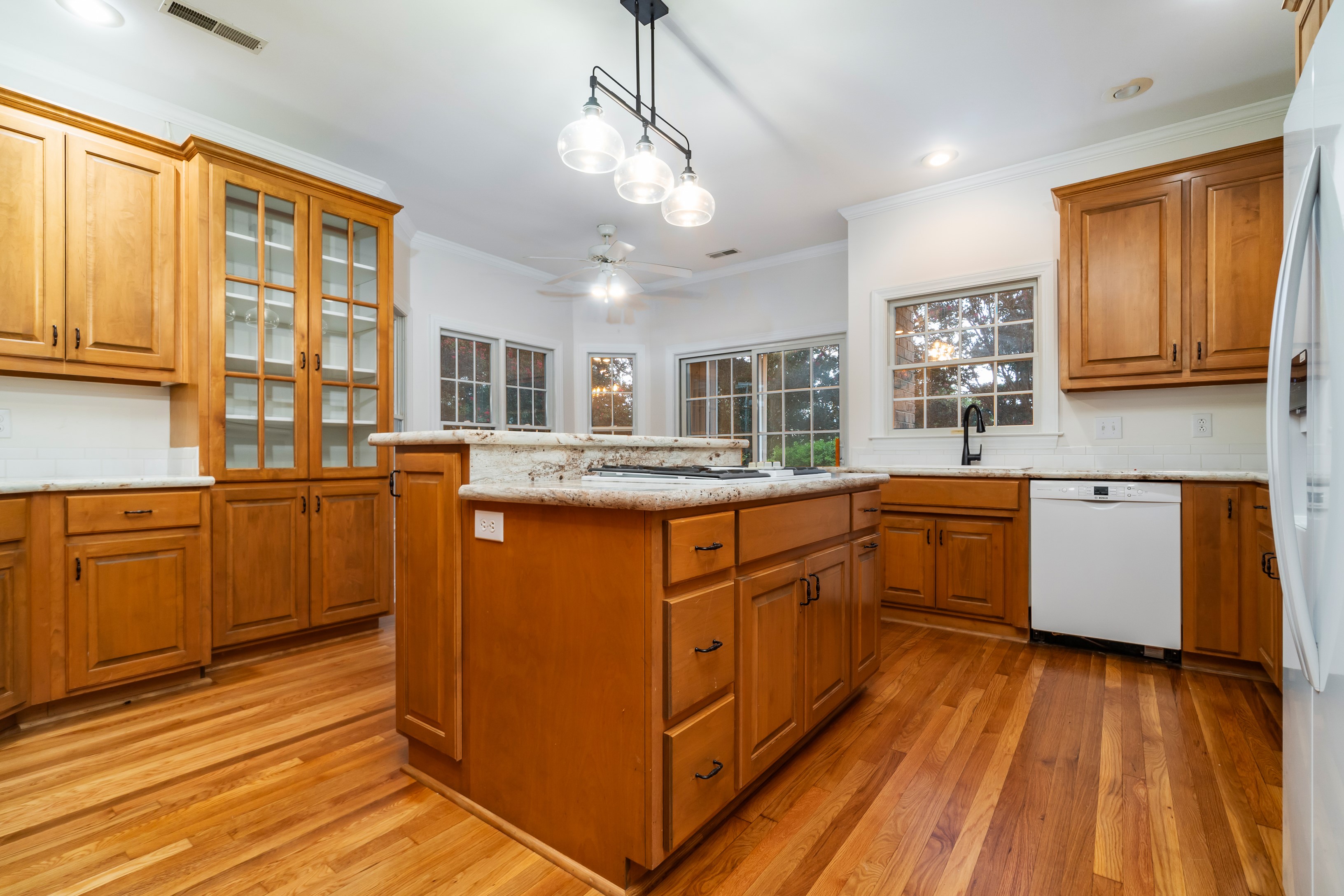 Oriental, North Carolina, 28571, United States, 3 Bedrooms Bedrooms, ,3 BathroomsBathrooms,Residential,For Sale,1979127