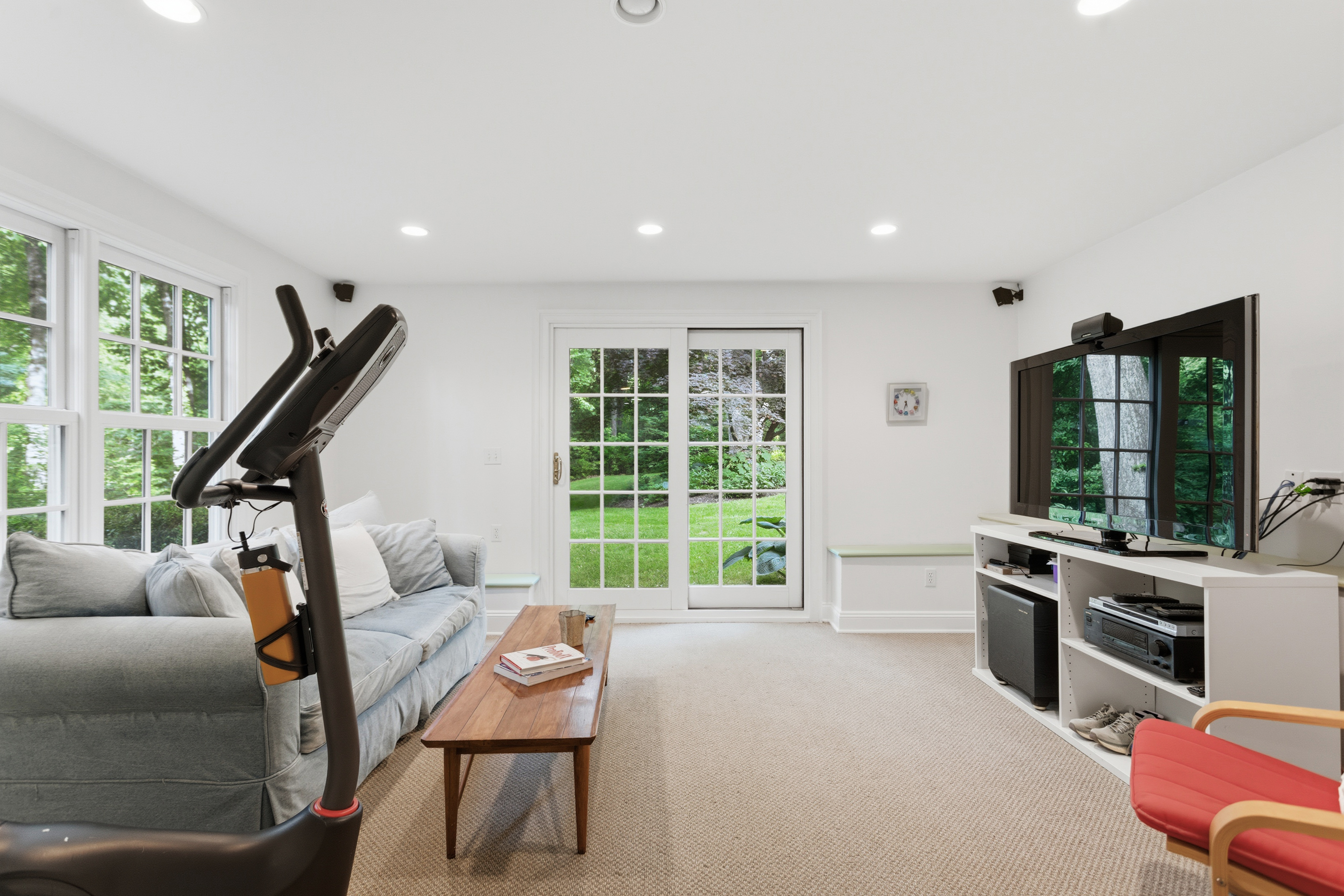  Expansive Colonial Nestled in Lower Weston - 物件實景