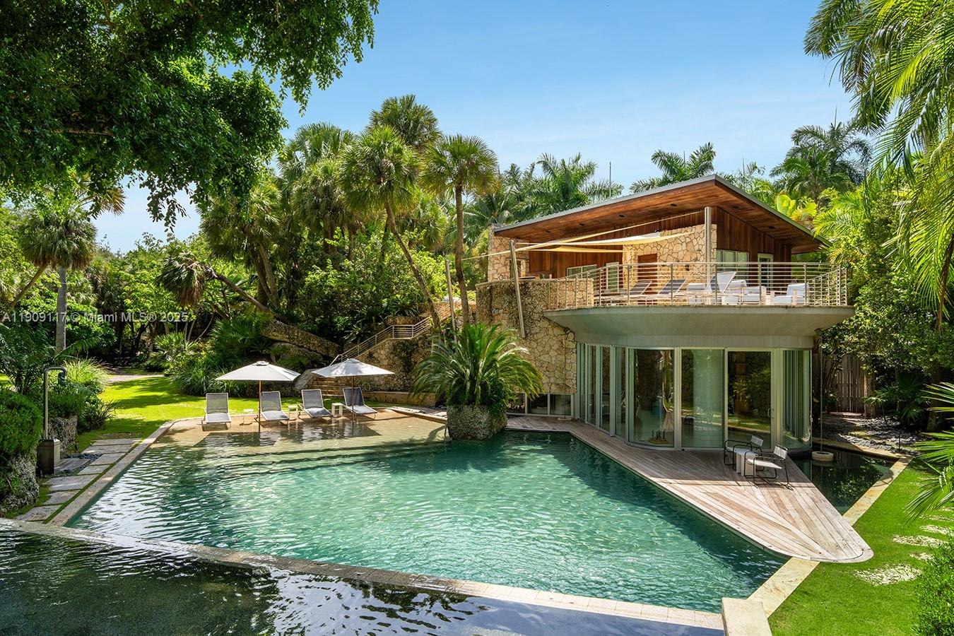 Miami, Florida, 33133, United States, 13 Bedrooms Bedrooms, ,18 BathroomsBathrooms,Residential,For Sale,1989288