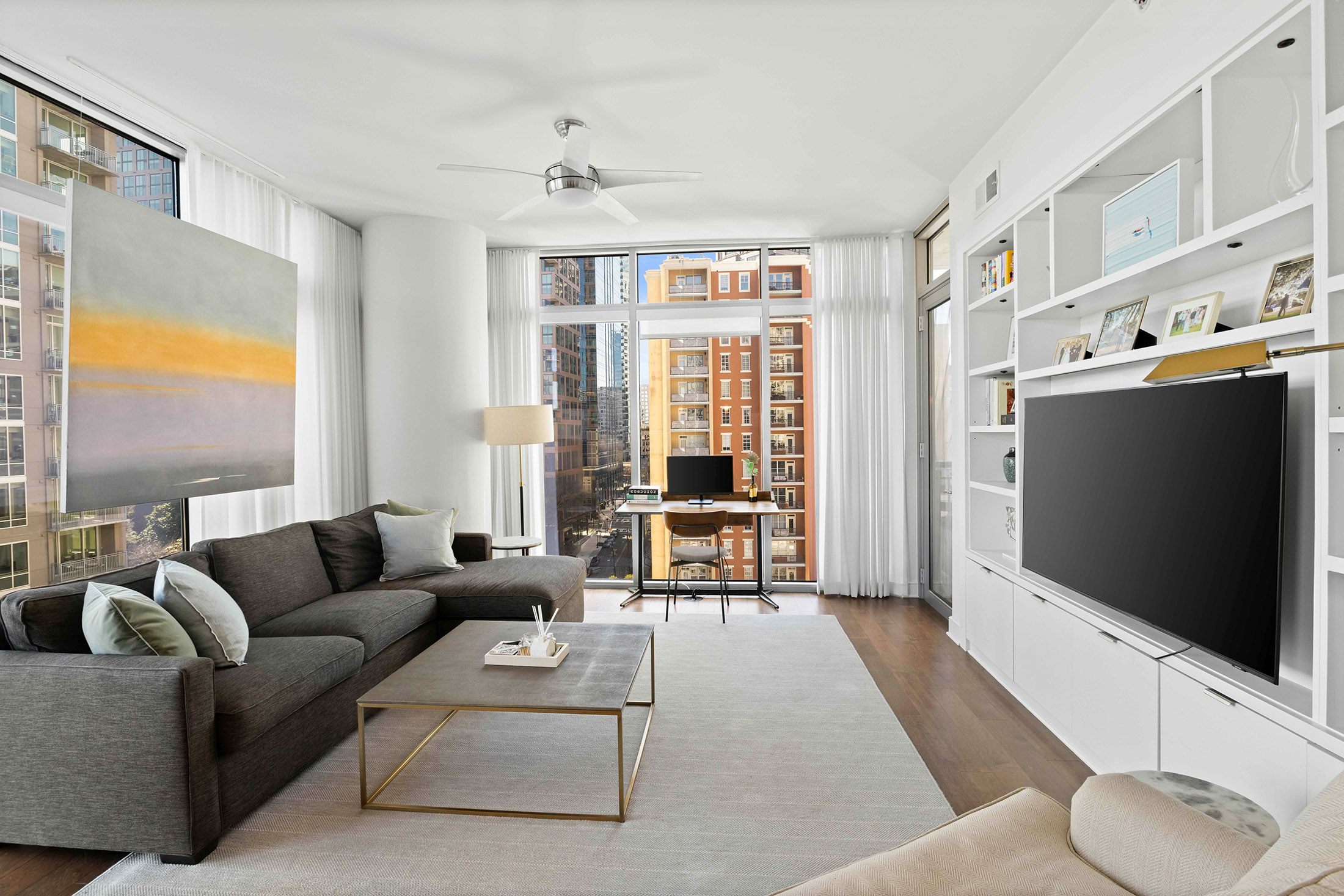  Modern Intown Living at Luxe - 物件實景