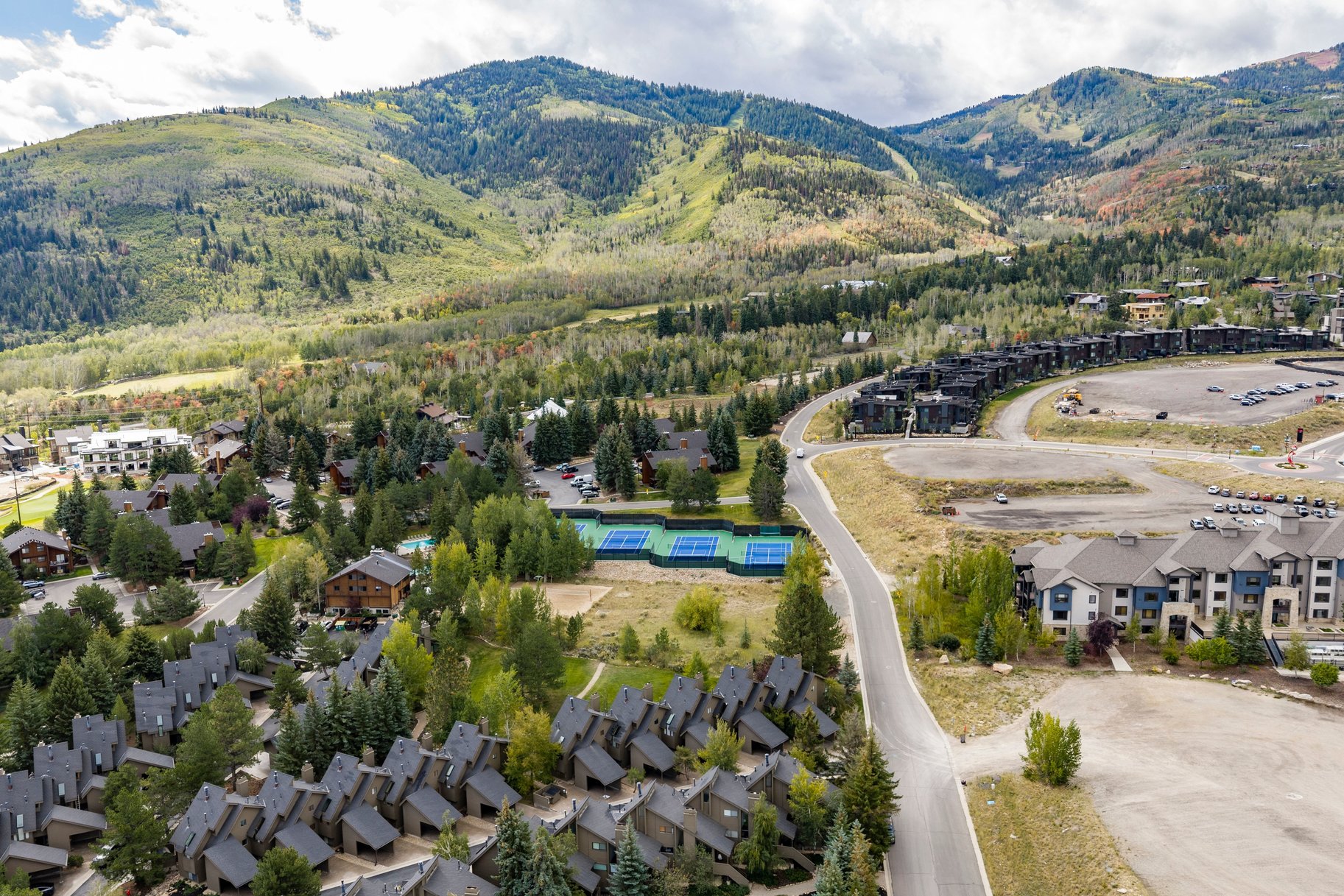  Adorable 4 bedroom Townhome-Steps from the new Canyons Village Skyway Lift - 物件實景