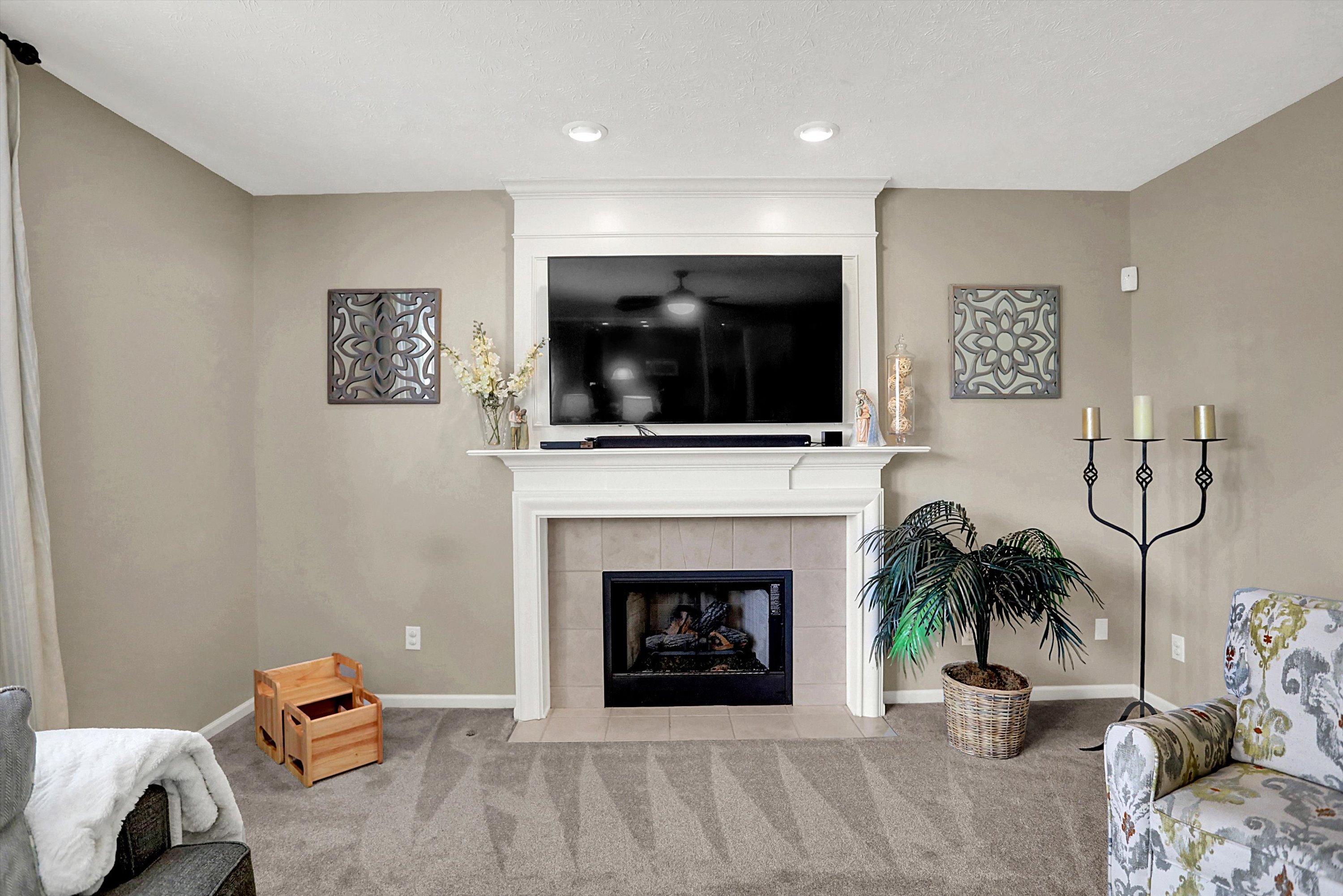 Carmel, Indiana, 46074, United States, 5 Bedrooms Bedrooms, ,4 BathroomsBathrooms,Residential,For Sale,1965164