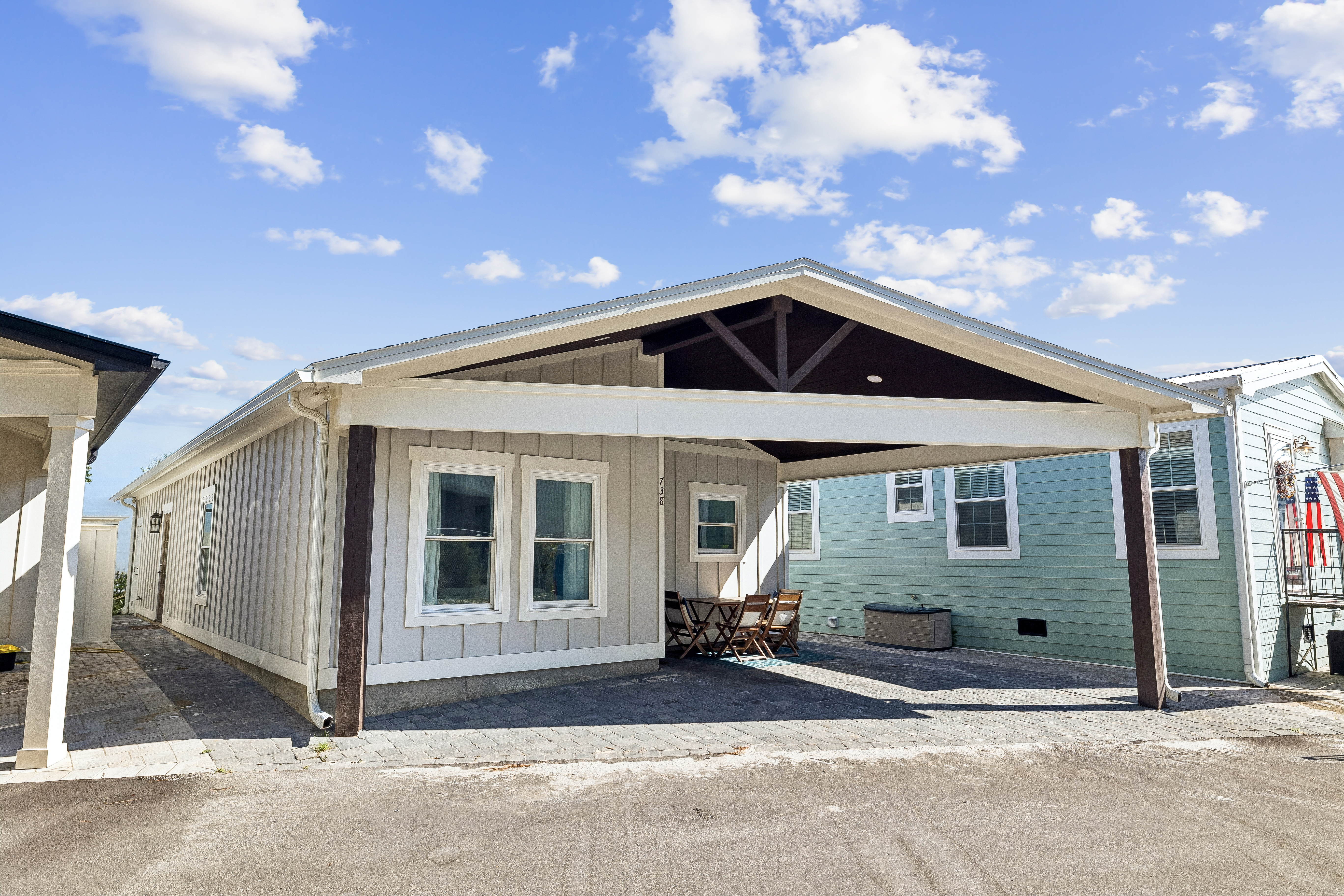  Turnkey Coastal Cottage With Resort Amenities In Gated Waterfront Community - 物件實景