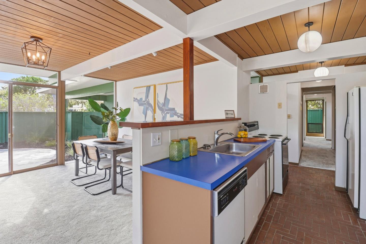 San Mateo, California, 94402, United States, 3 Bedrooms Bedrooms, ,2 BathroomsBathrooms,Residential,For Sale,1989577