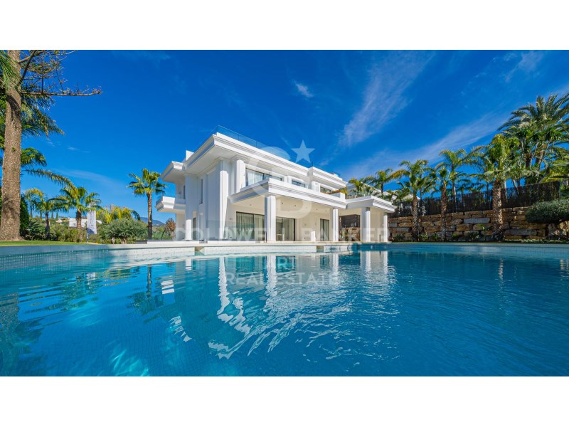 Marbella, Andalusia, ES, 6 Bedrooms Bedrooms, ,6 BathroomsBathrooms,Residential,For Sale,1898329
