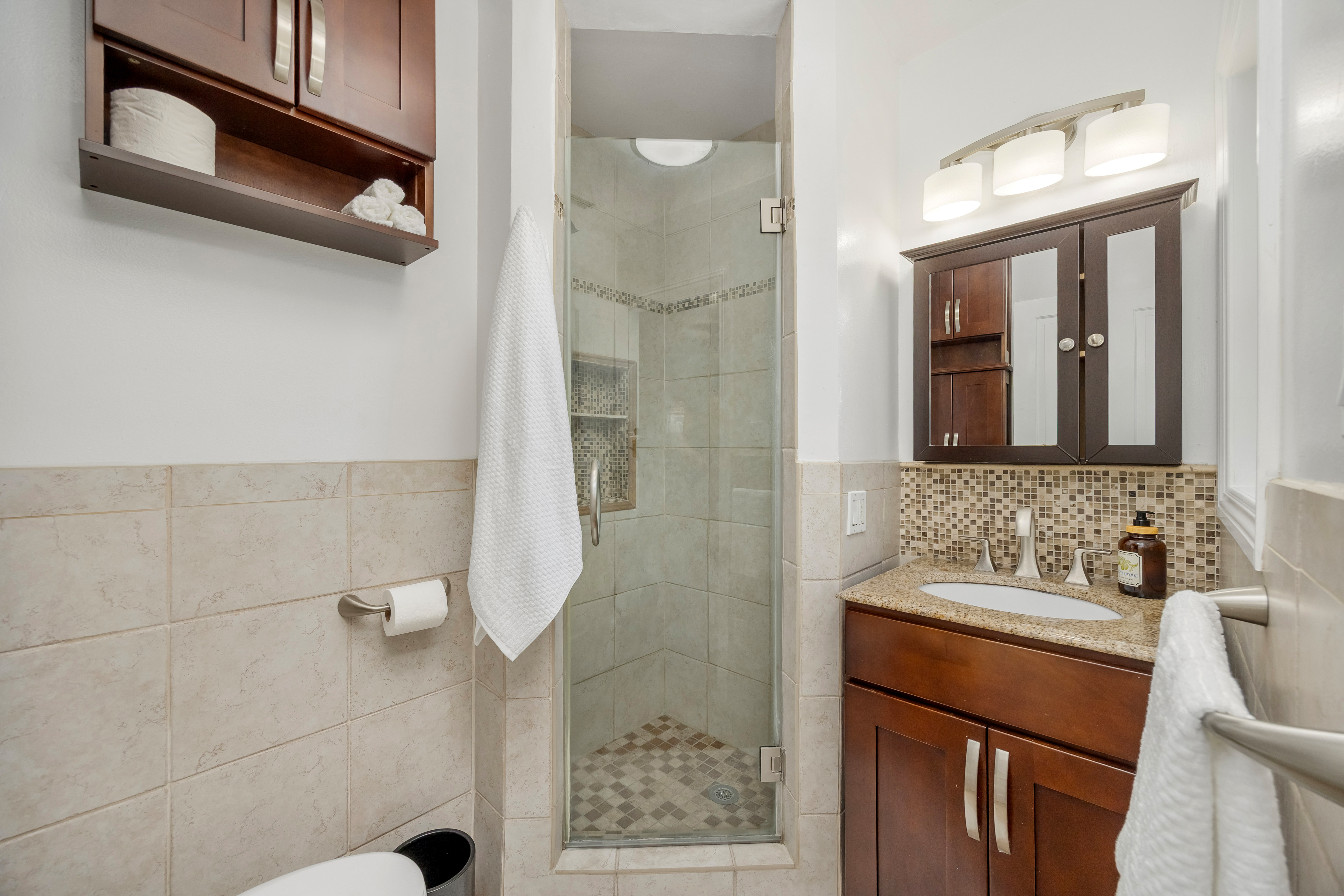  9388 Bigby Street, Downey, CA 90241 - 物件實景