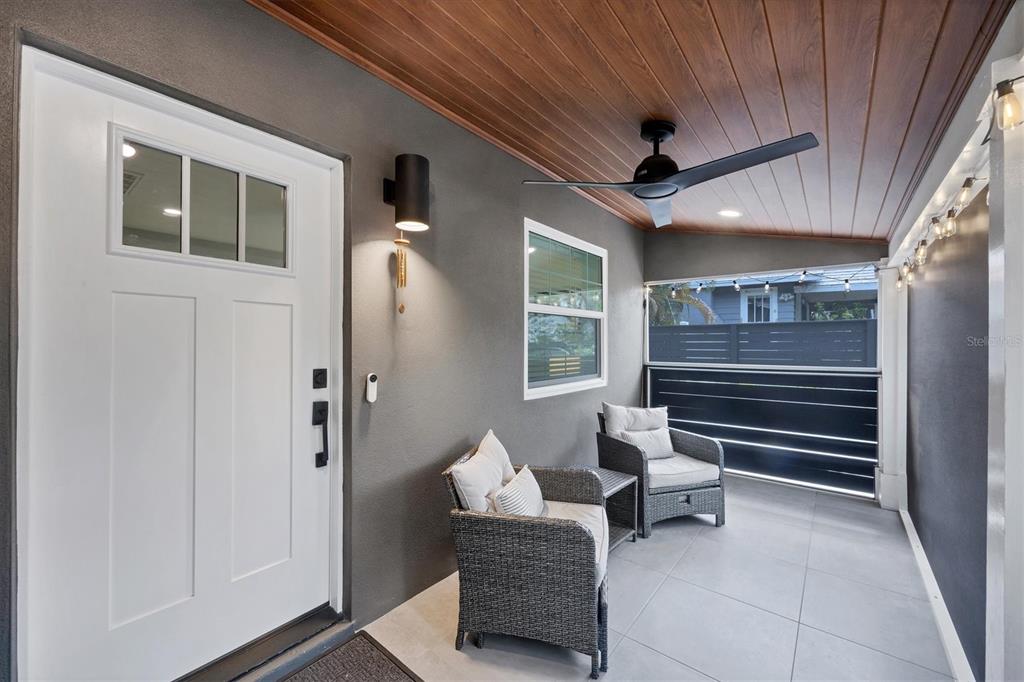 Sarasota, Florida, 34236, United States, 2 Bedrooms Bedrooms, ,2 BathroomsBathrooms,Residential,For Sale,1960747