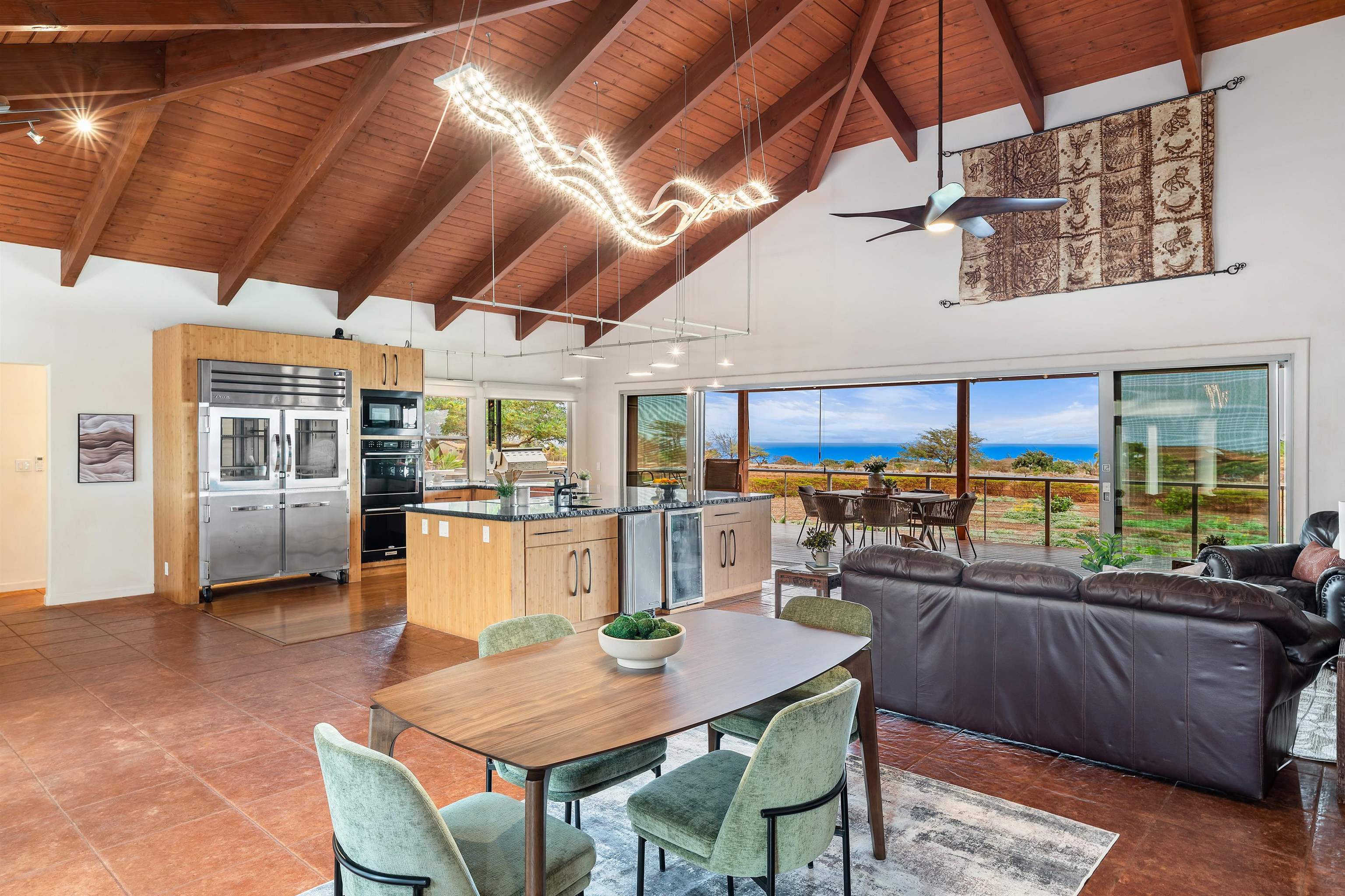 Kalua Koi Rd, Maunaloa, HI 96770
