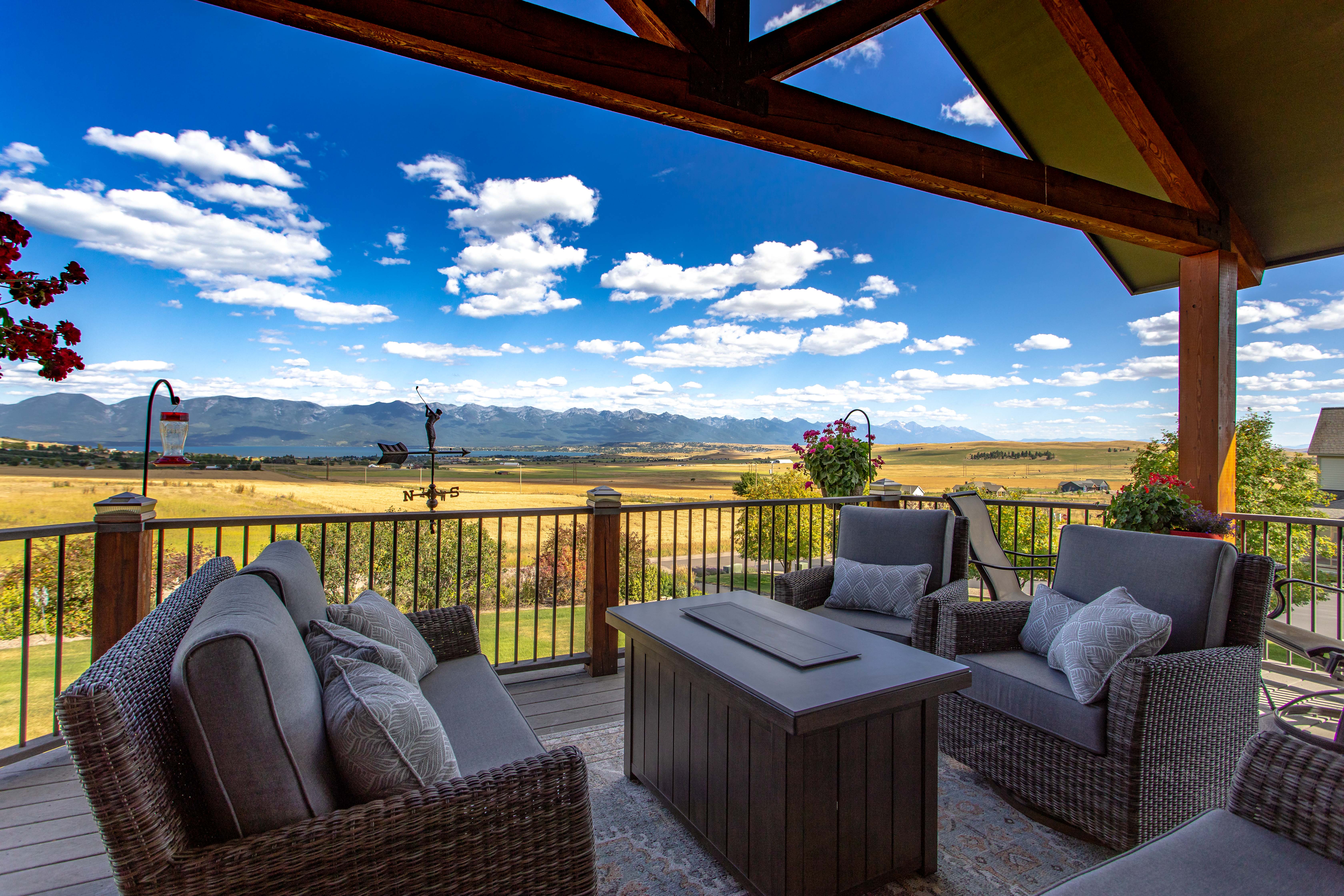 Polson, Montana, 59860, United States, 4 Bedrooms Bedrooms, ,4 BathroomsBathrooms,Residential,For Sale,1900793