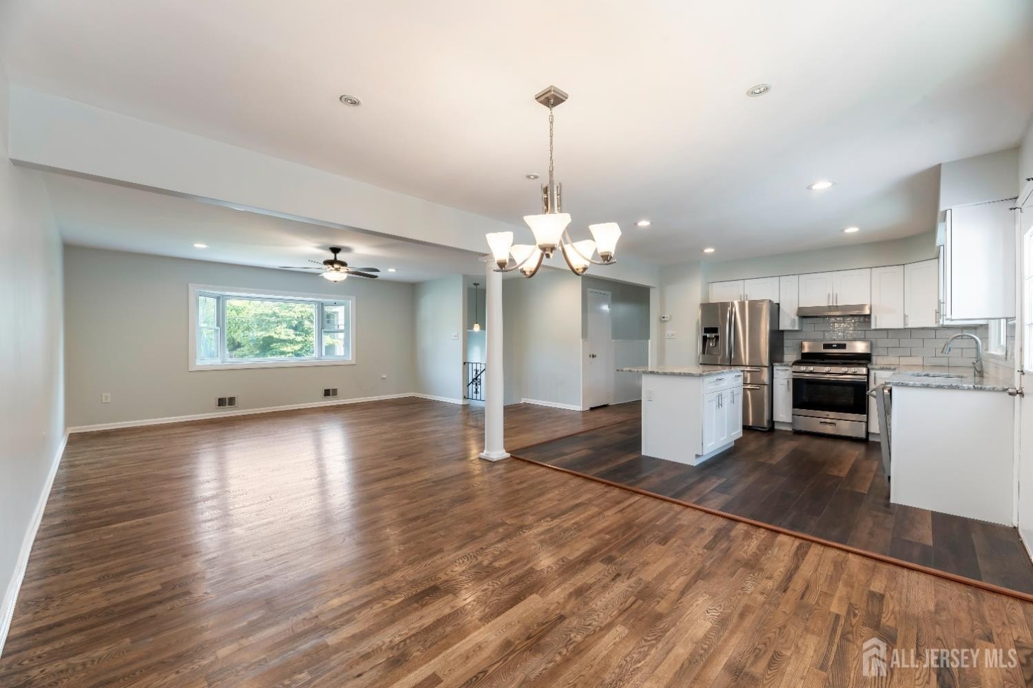 Edison, New Jersey, 08817, United States, 4 Bedrooms Bedrooms, ,2 BathroomsBathrooms,Residential,For Sale,1900843