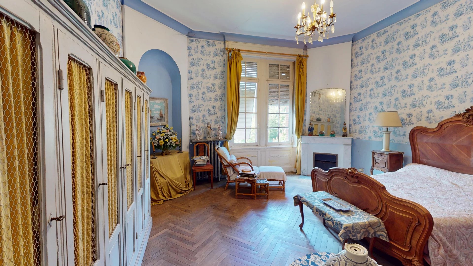 Montauban, Occitanie, 82000, FR, 8 Bedrooms Bedrooms, ,Residential,For Sale,1998333