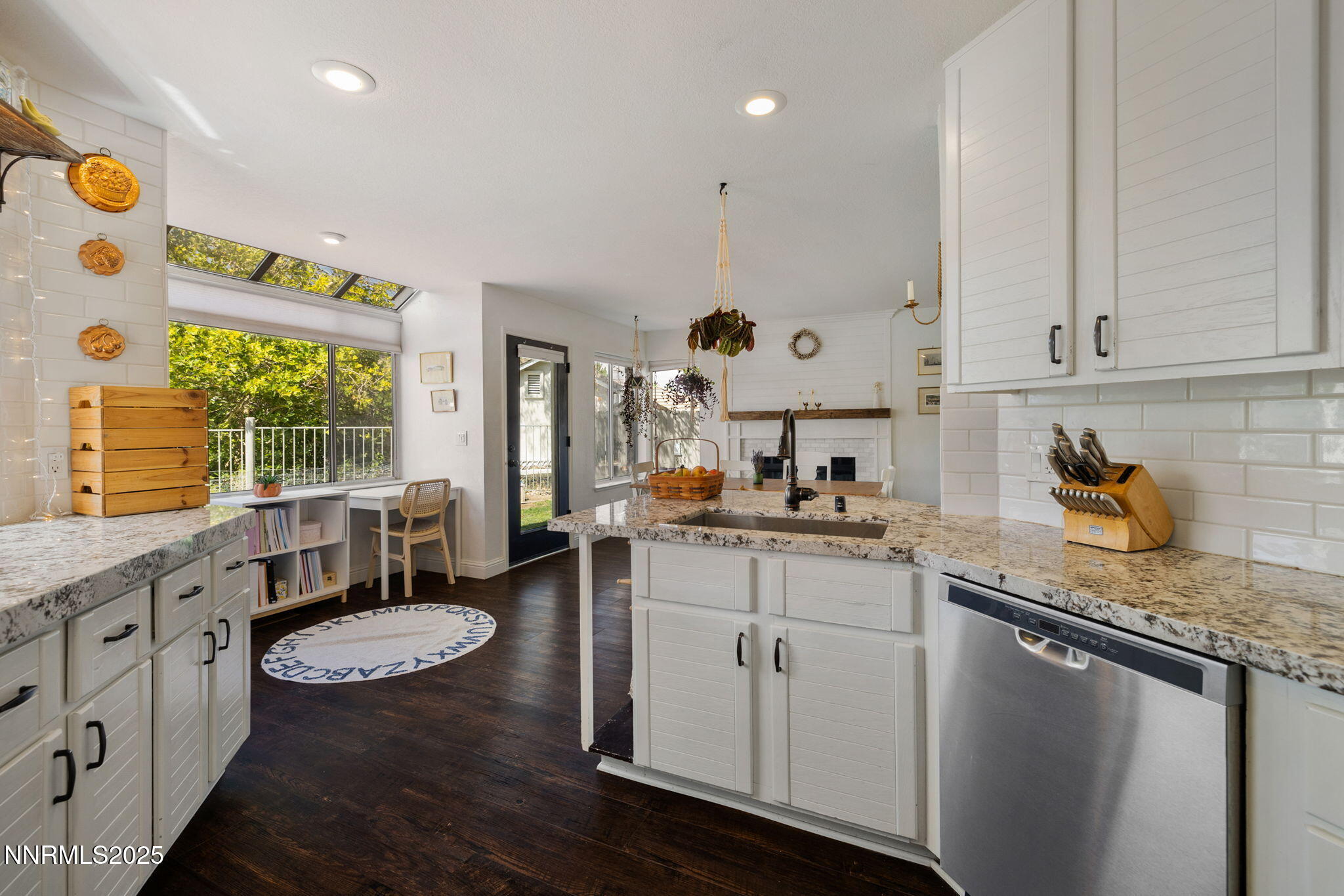 Reno, Nevada, 89519, United States, 3 Bedrooms Bedrooms, ,3 BathroomsBathrooms,Residential,For Sale,1941063