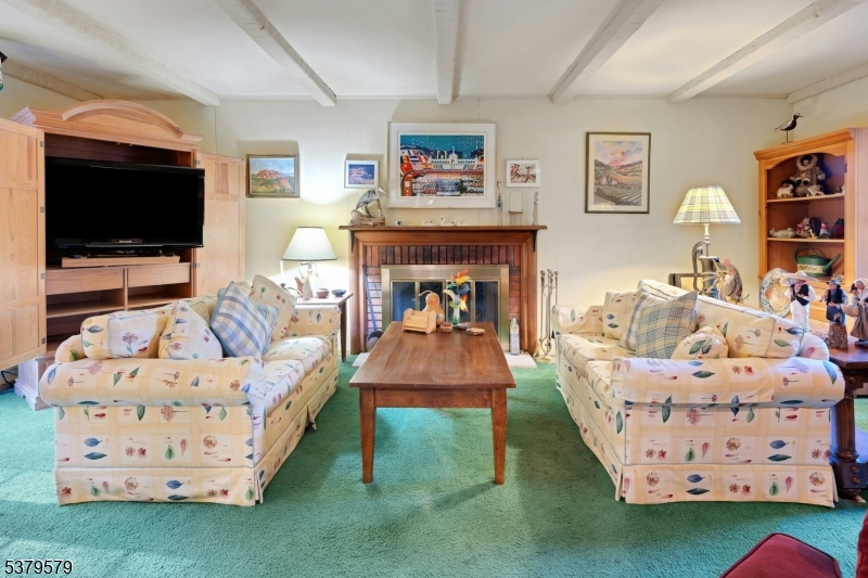 Randolph Twp., New Jersey, 07869, United States, 4 Bedrooms Bedrooms, ,3 BathroomsBathrooms,Residential,For Sale,1925616
