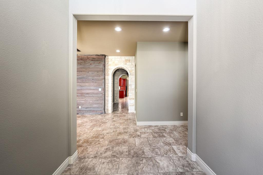 Kerrville, Texas, 78028, United States, 3 Bedrooms Bedrooms, ,3 BathroomsBathrooms,Residential,For Sale,2022585