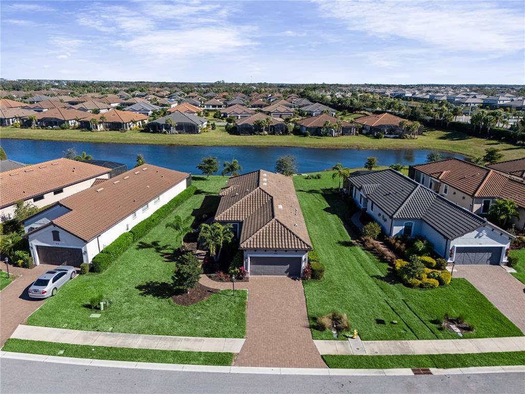 Bradenton, Florida, 34211, United States, 2 Bedrooms Bedrooms, ,2 BathroomsBathrooms,Residential,For Sale,2005302