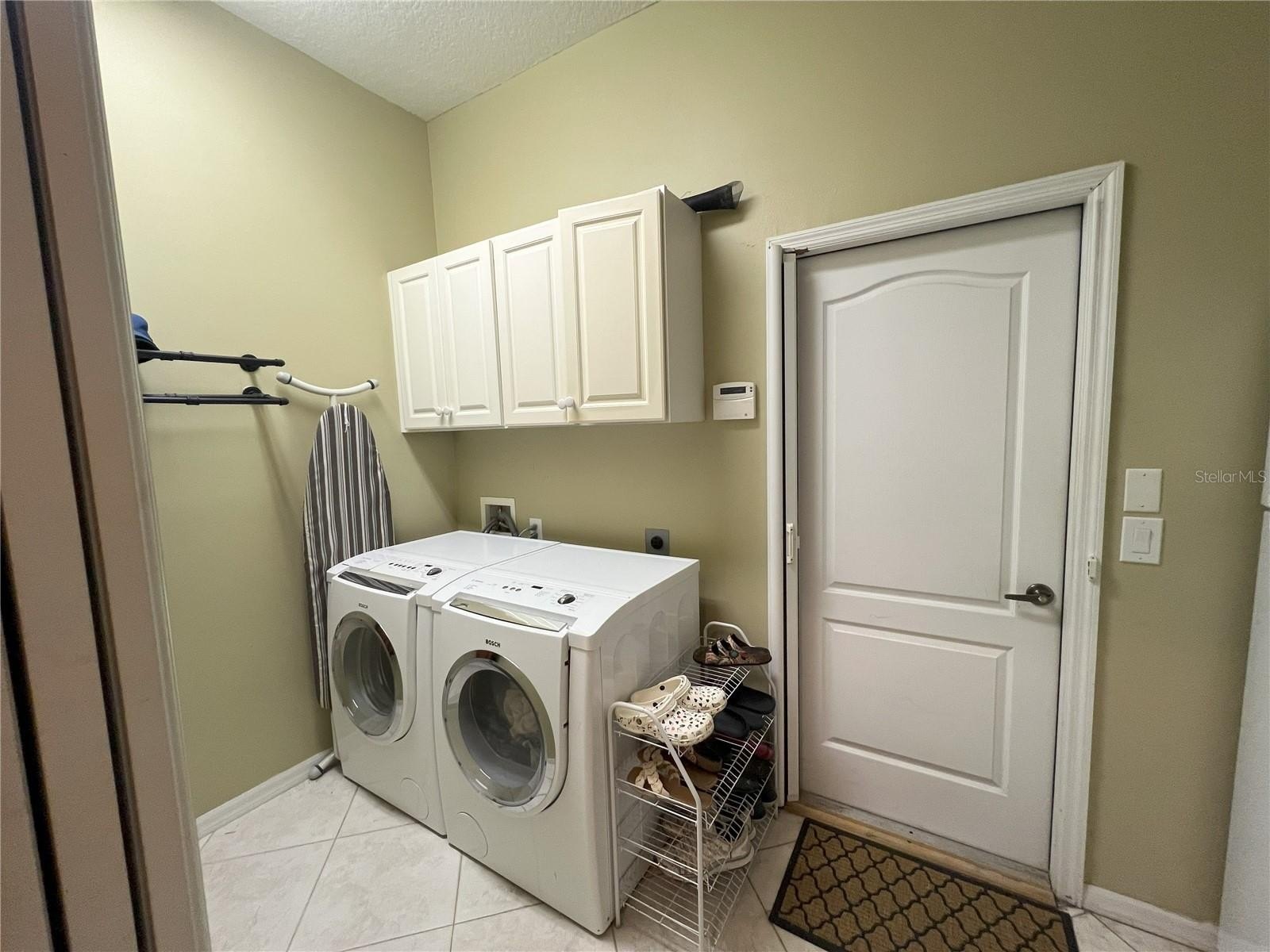 PALM BAY, Florida, 32909, United States, 4 Bedrooms Bedrooms, ,3 BathroomsBathrooms,Residential,For Sale,1978435