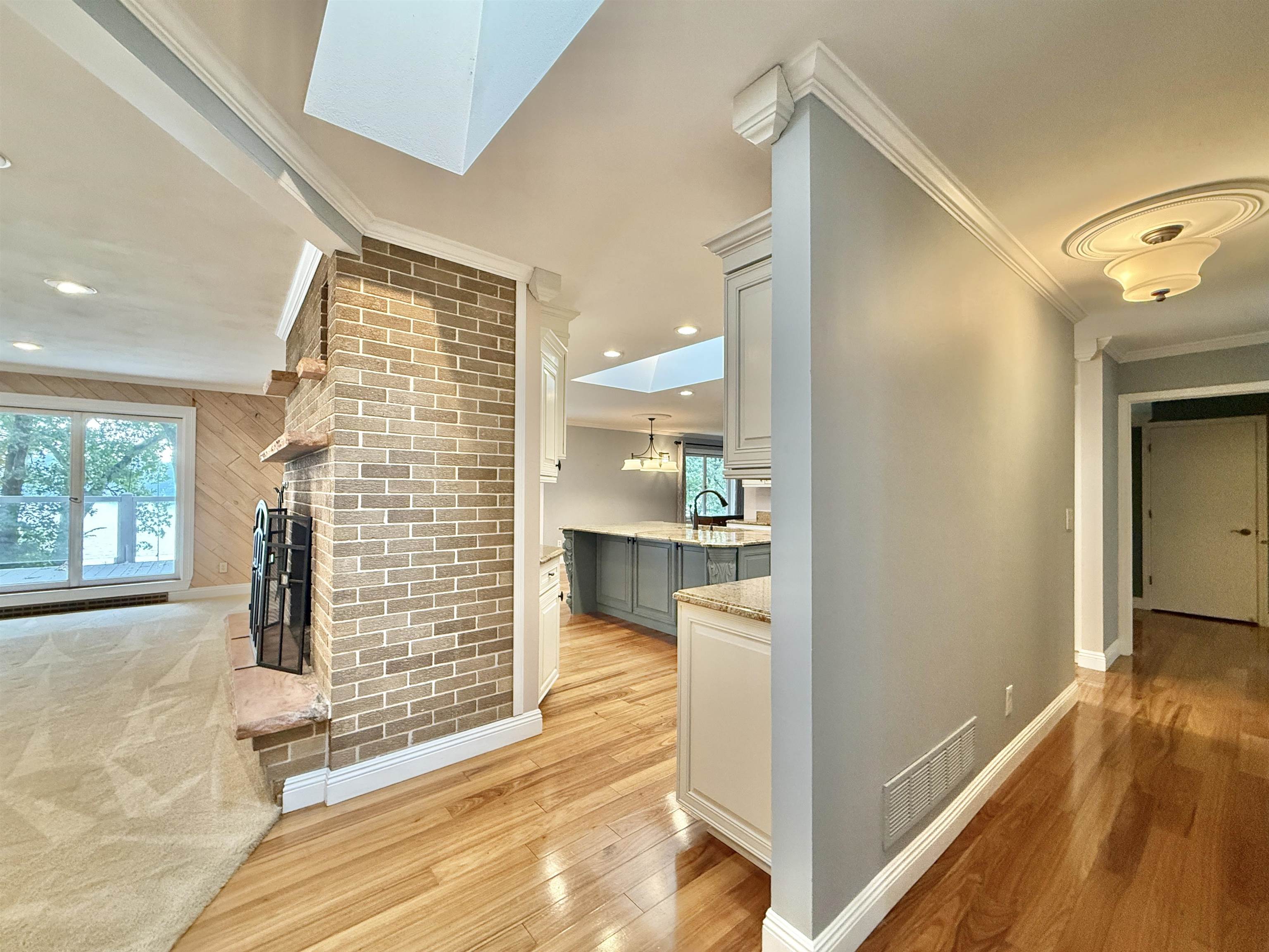 Beloit, Wisconsin, 53511, United States, 4 Bedrooms Bedrooms, ,3 BathroomsBathrooms,Residential,For Sale,1905797