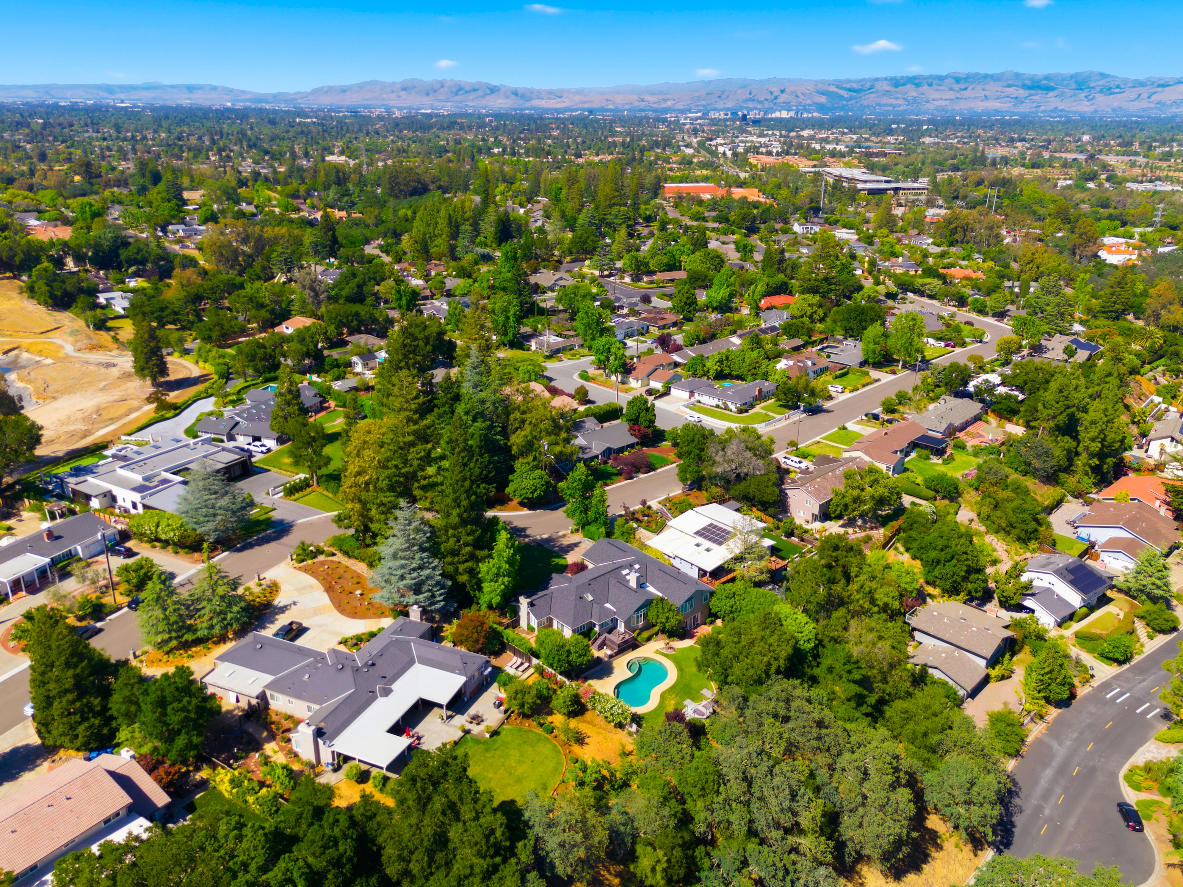  Elegant Single-Story Living on a Premier Corner Lot in Monte Sereno - 物件實景