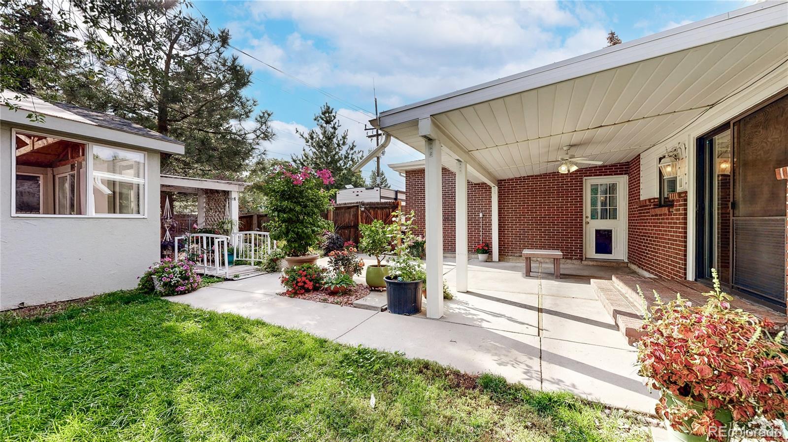 Lakewood, Colorado, 80228, United States, 5 Bedrooms Bedrooms, ,1 BathroomBathrooms,Residential,For Sale,1949485