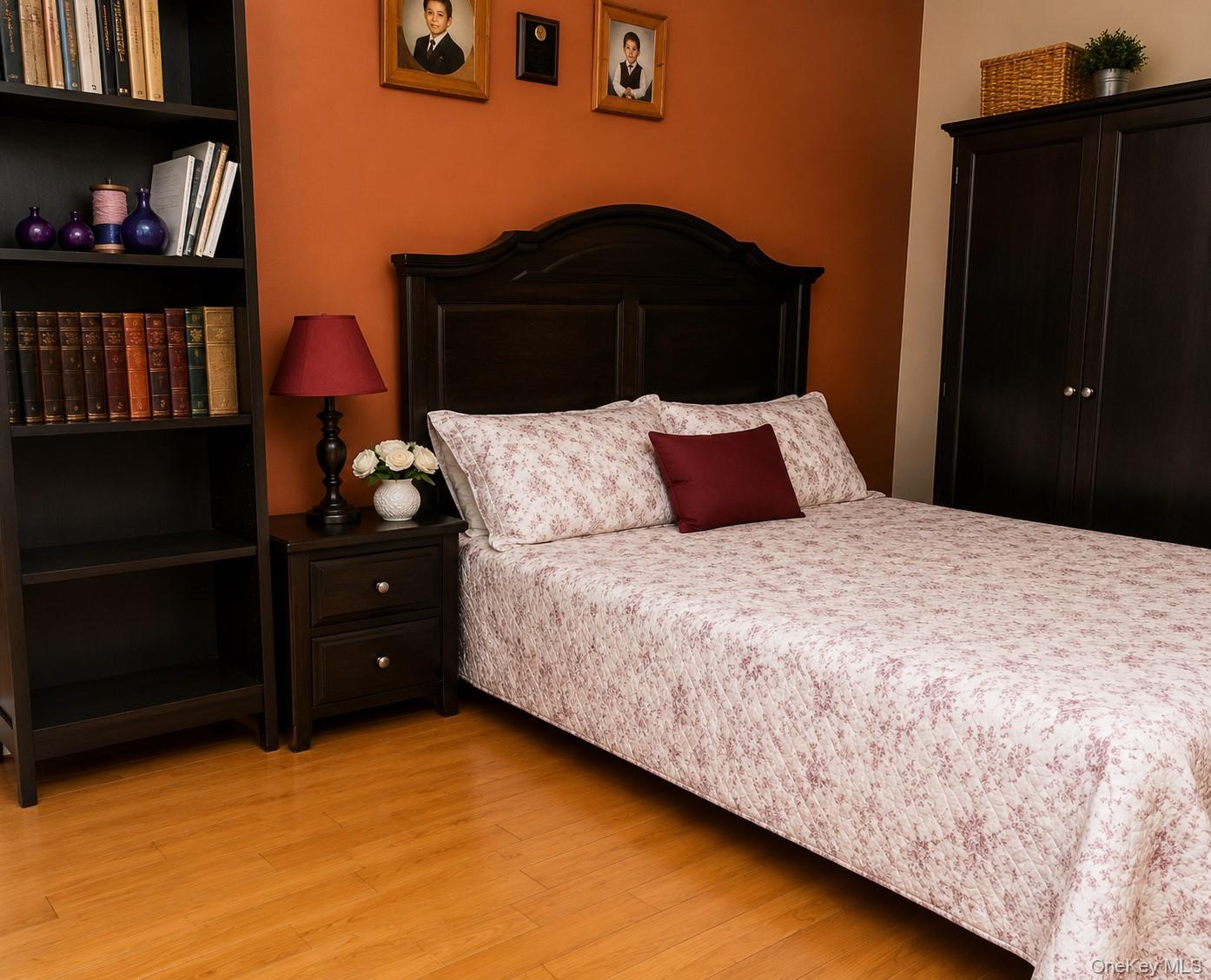 Brooklyn, New York, 11220, United States, 6 Bedrooms Bedrooms, ,3 BathroomsBathrooms,Residential,For Sale,2048677