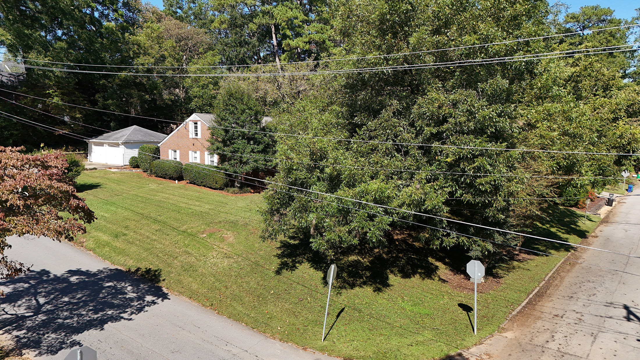  Beautifully Updated Brick Duplex Offers Rare Opportunity in the Heart of Decatur - 物件實景