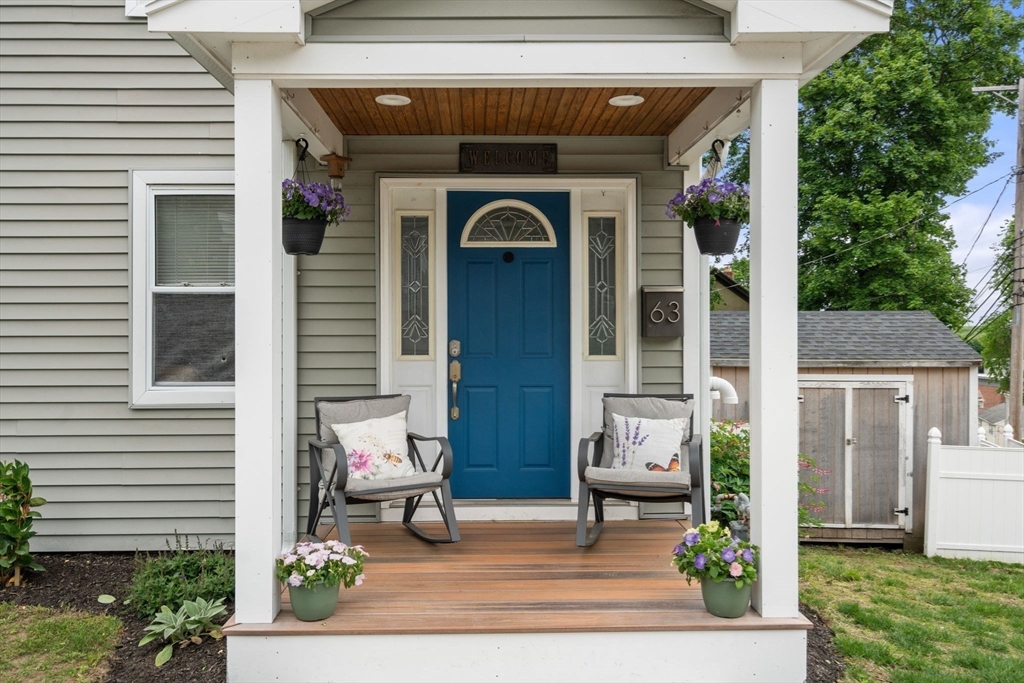Wakefield, Massachusetts, 01880, United States, 5 Bedrooms Bedrooms, ,3 BathroomsBathrooms,Residential,For Sale,1837062