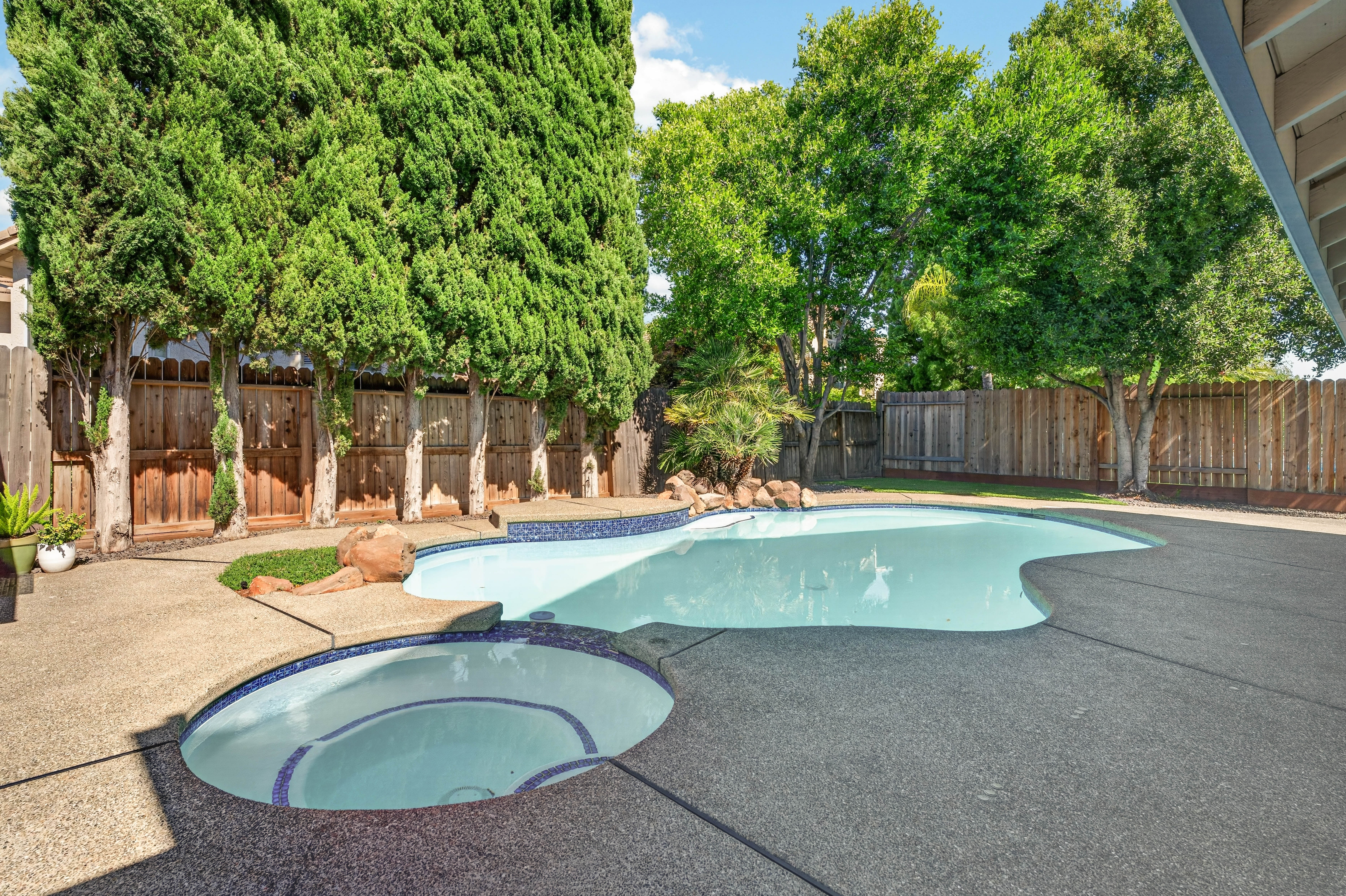  5723 Crown Court, Rocklin, CA 95677 - 物件實景