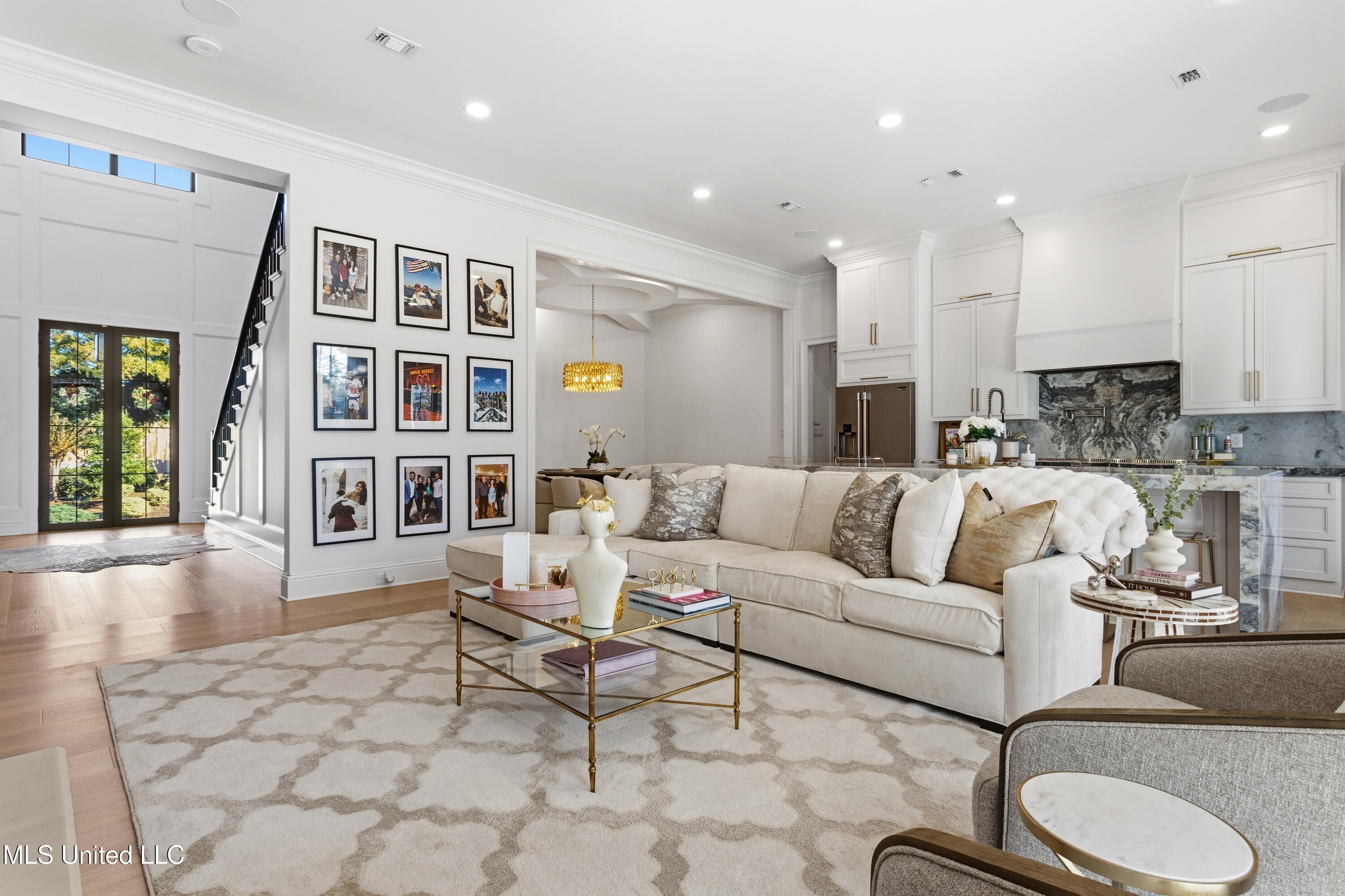 Biloxi, Mississippi, 39532, United States, 4 Bedrooms Bedrooms, ,4 BathroomsBathrooms,Residential,For Sale,1990750