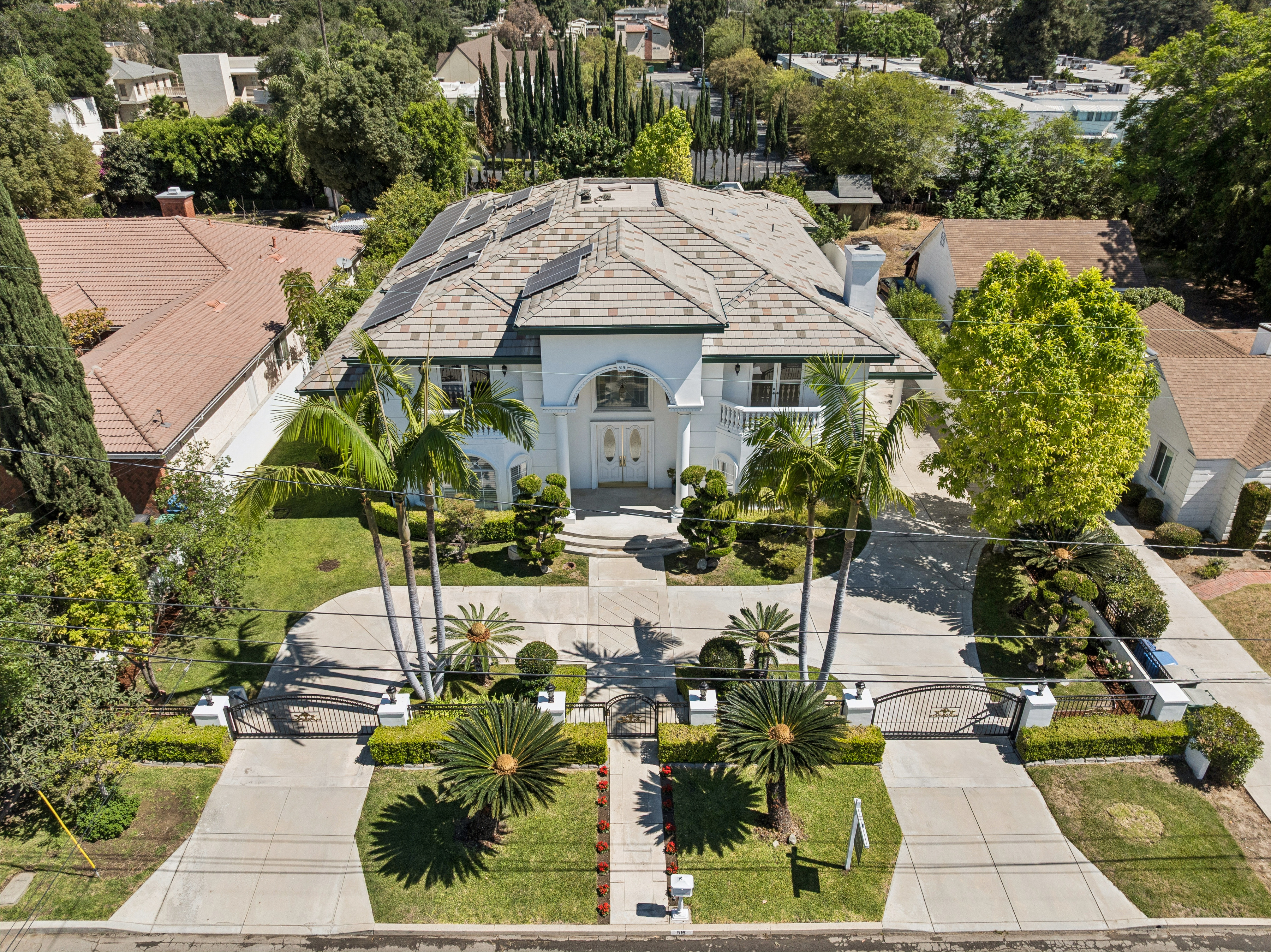  515 West Le Roy Avenue - 物件實景