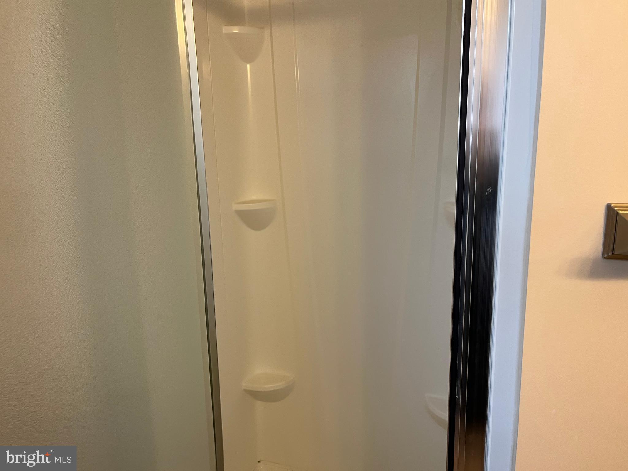 Southampton, Pennsylvania, 18966, United States, 4 Bedrooms Bedrooms, ,Residential,For Sale,1990215