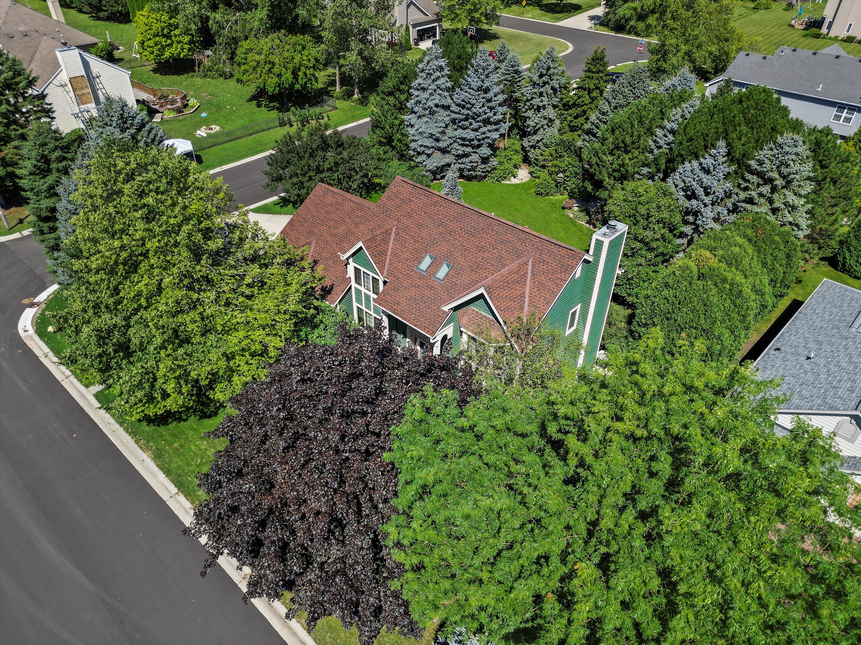 Caledonia, Wisconsin, 53402, United States, 3 Bedrooms Bedrooms, ,3 BathroomsBathrooms,Residential,For Sale,1987324