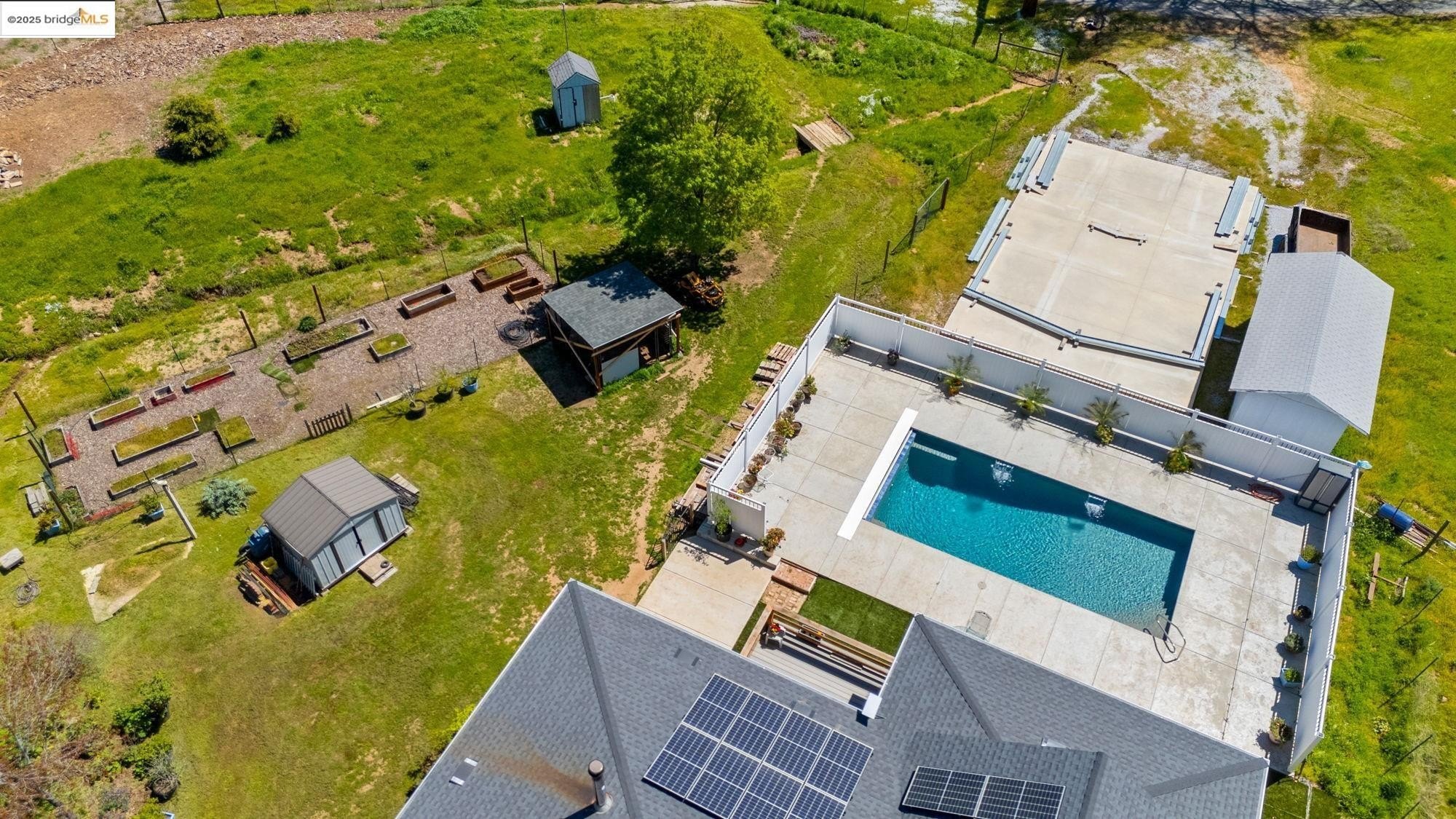 Sonora, California, 95370, United States, 4 Bedrooms Bedrooms, ,2 BathroomsBathrooms,Residential,For Sale,1980080