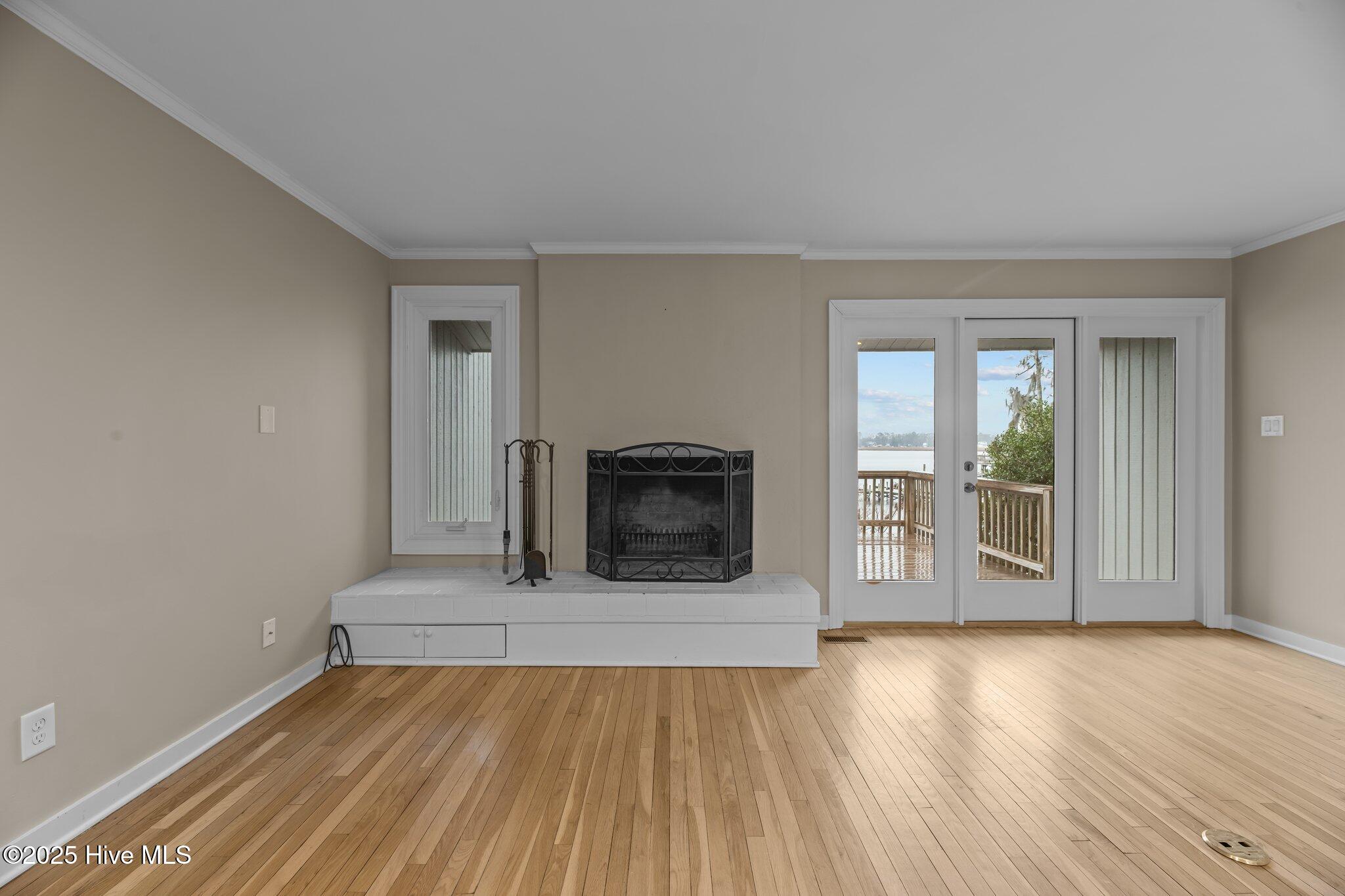 New Bern, North Carolina, 28562, United States, 2 Bedrooms Bedrooms, ,3 BathroomsBathrooms,Residential,For Sale,1695183