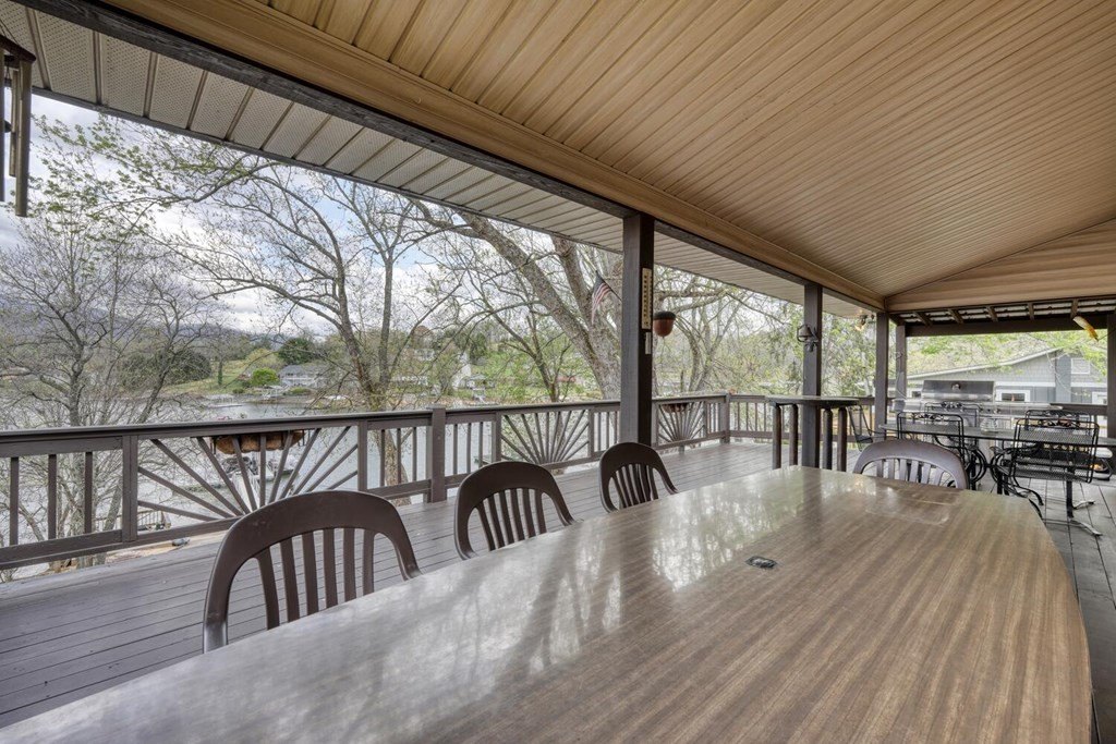 Hayesville, North Carolina, 28904, United States, 3 Bedrooms Bedrooms, ,4 BathroomsBathrooms,Residential,For Sale,1758410