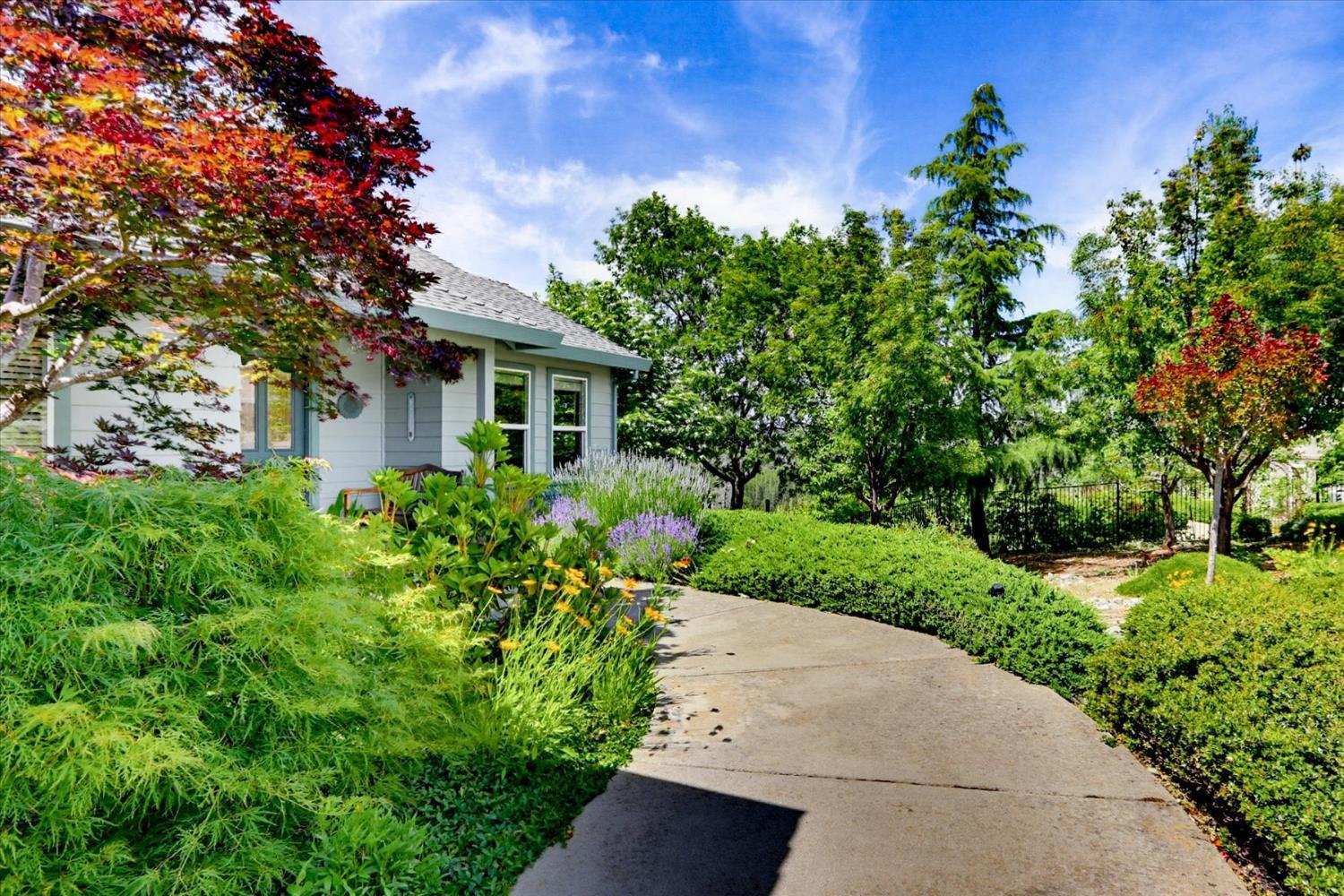 Grass Valley, California, 95945, United States, 3 Bedrooms Bedrooms, ,2 BathroomsBathrooms,Residential,For Sale,2048773