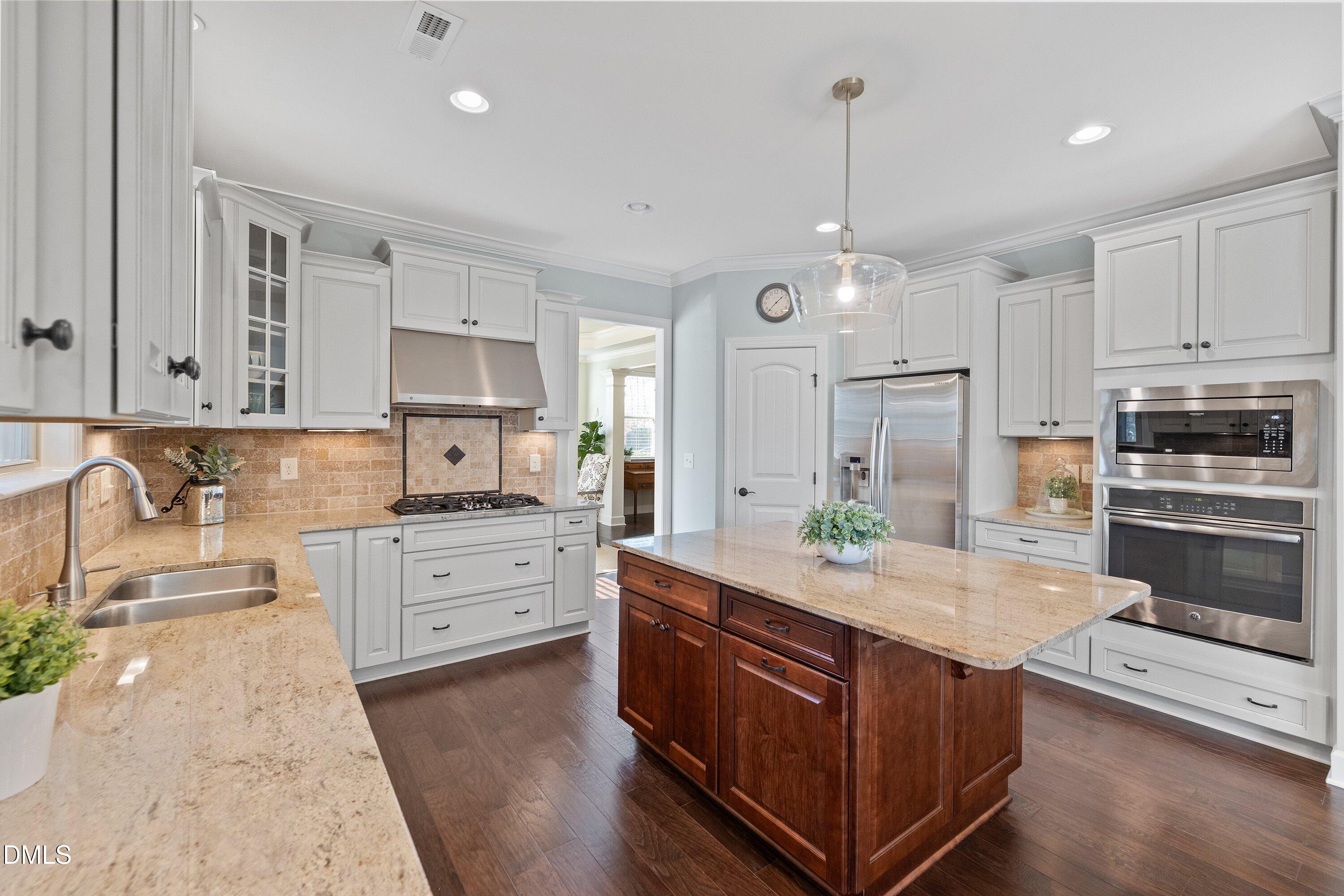 Cary, North Carolina, 27519, United States, 5 Bedrooms Bedrooms, ,5 BathroomsBathrooms,Residential,For Sale,2001789