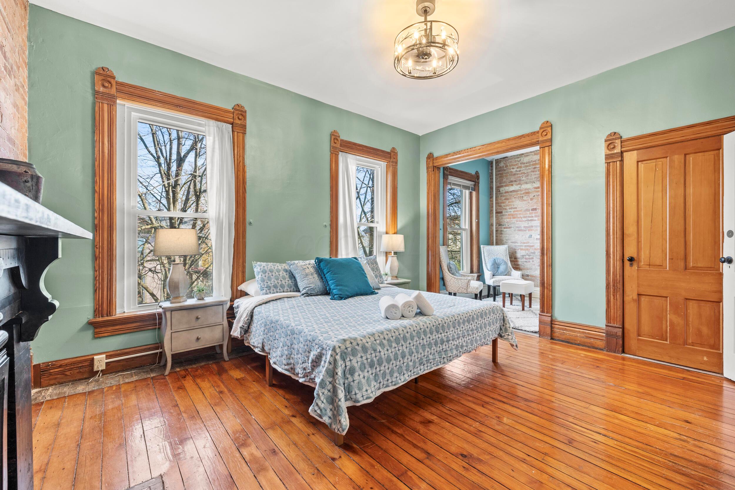 Columbus, Ohio, 43205, United States, 4 Bedrooms Bedrooms, ,4 BathroomsBathrooms,Residential,For Sale,2000888