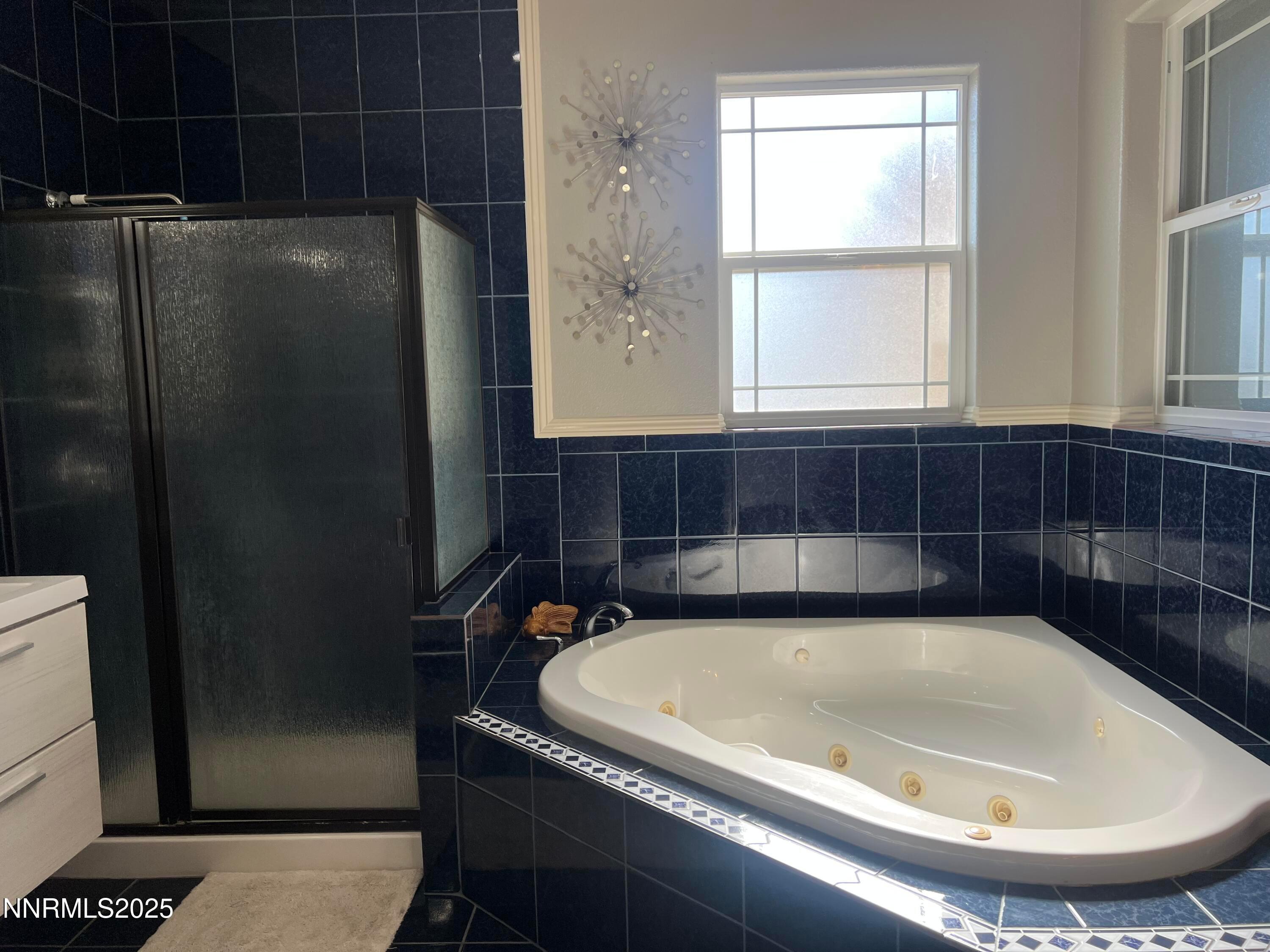 Sparks, Nevada, 89436, United States, 6 Bedrooms Bedrooms, ,4 BathroomsBathrooms,Residential,For Sale,1838343