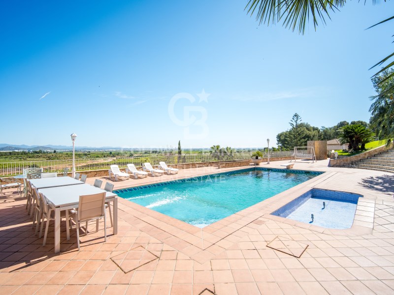 Chiva, Comunidad Valenciana, ES, 6 Bedrooms Bedrooms, ,7 BathroomsBathrooms,Residential,For Sale,1817854