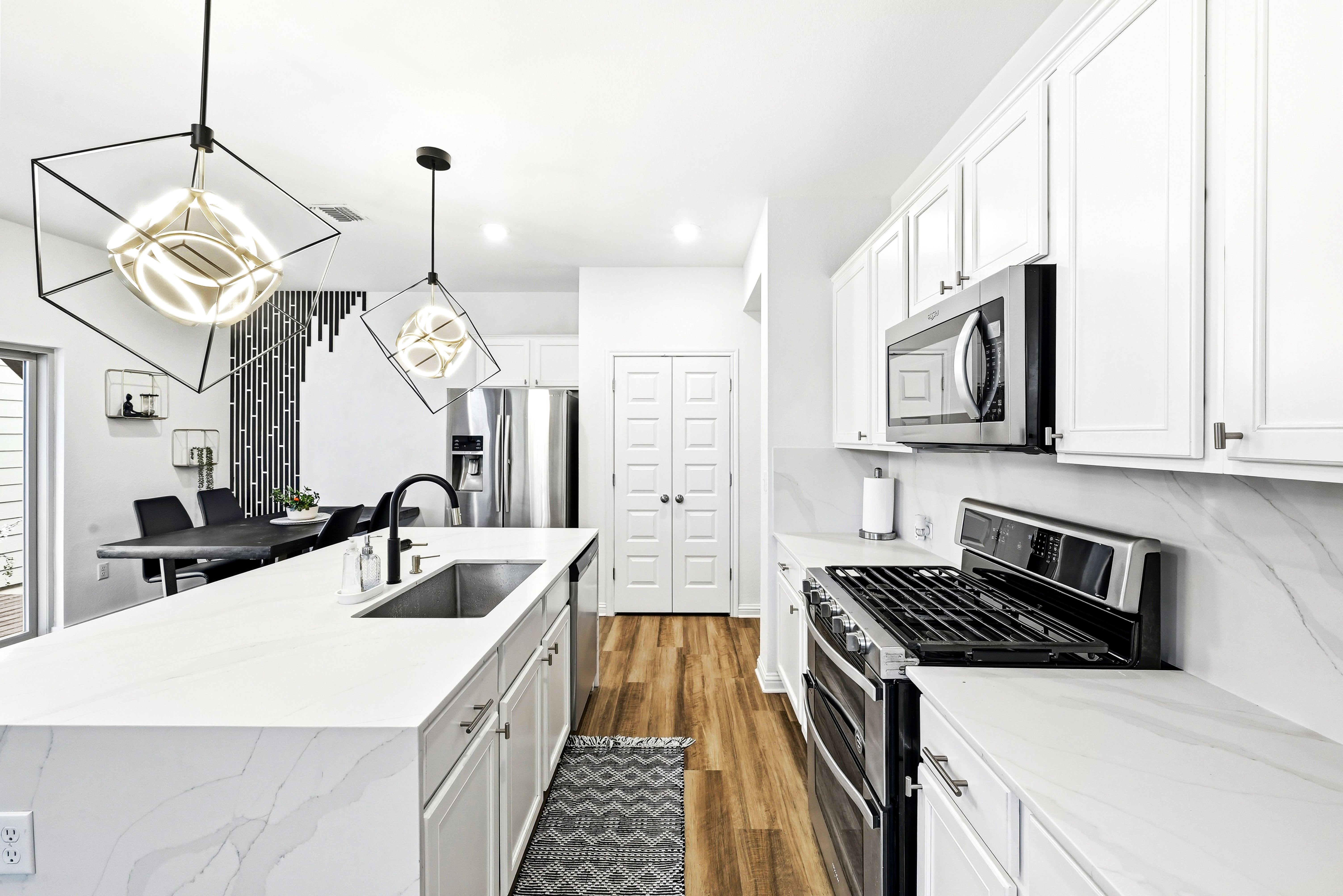  Modern Easton Park Living Step - 物件實景
