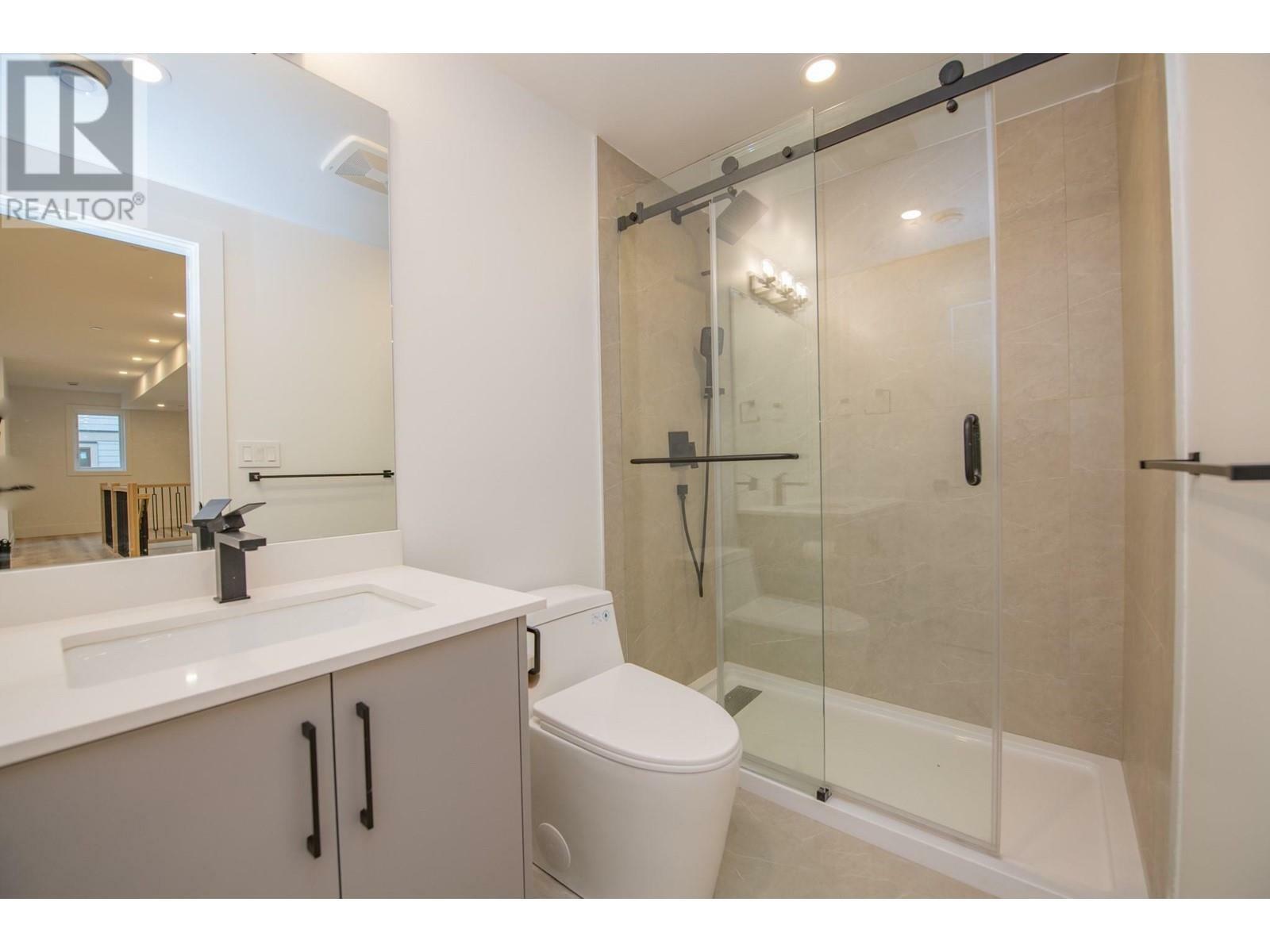 VERNON, British Columbia, V1H 2K9, CA, 4 Bedrooms Bedrooms, ,4 BathroomsBathrooms,Residential,For Sale,1838504