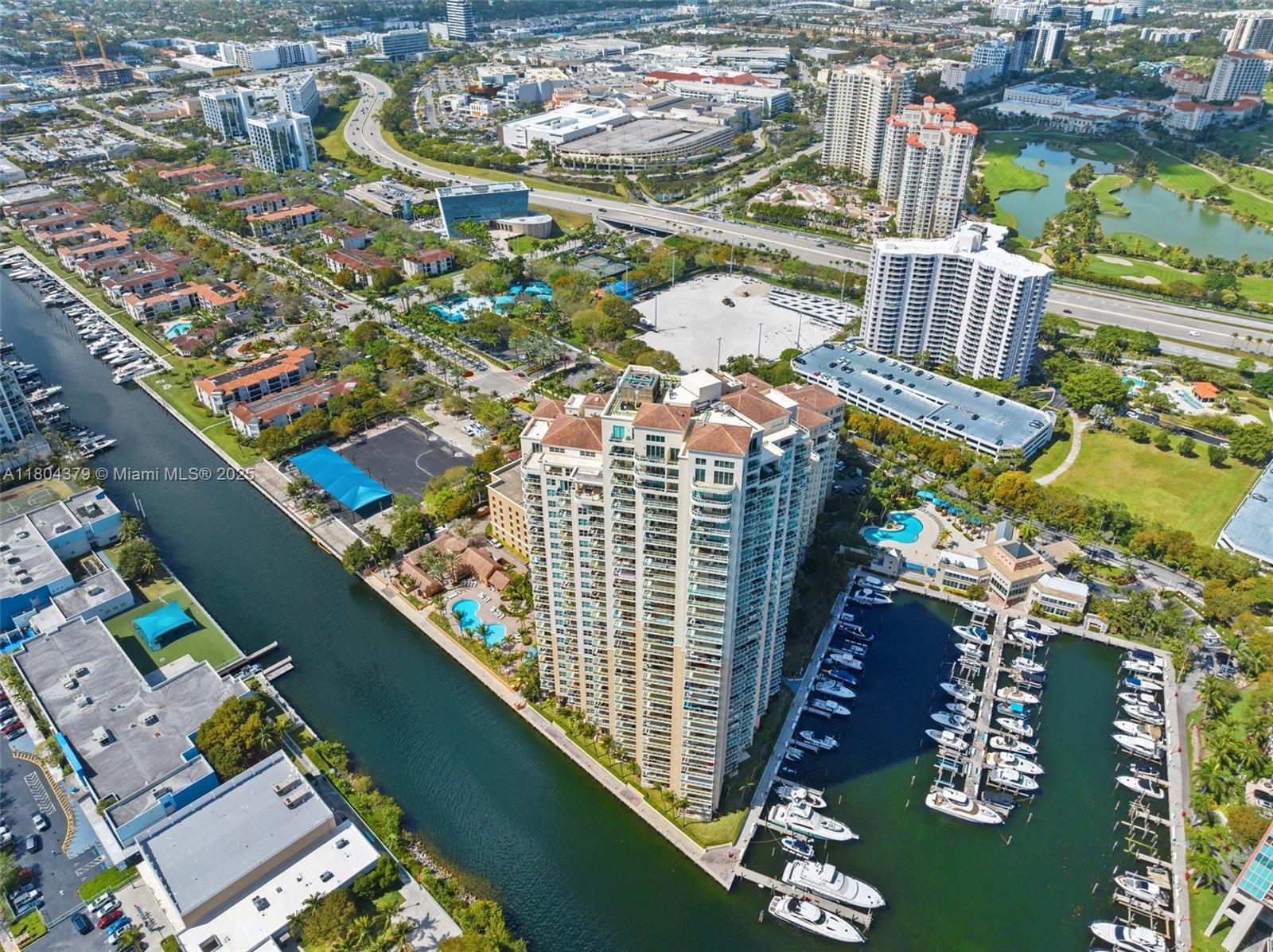 Aventura, Florida, 33180, United States, 2 Bedrooms Bedrooms, ,3 BathroomsBathrooms,Residential,For Sale,1826878