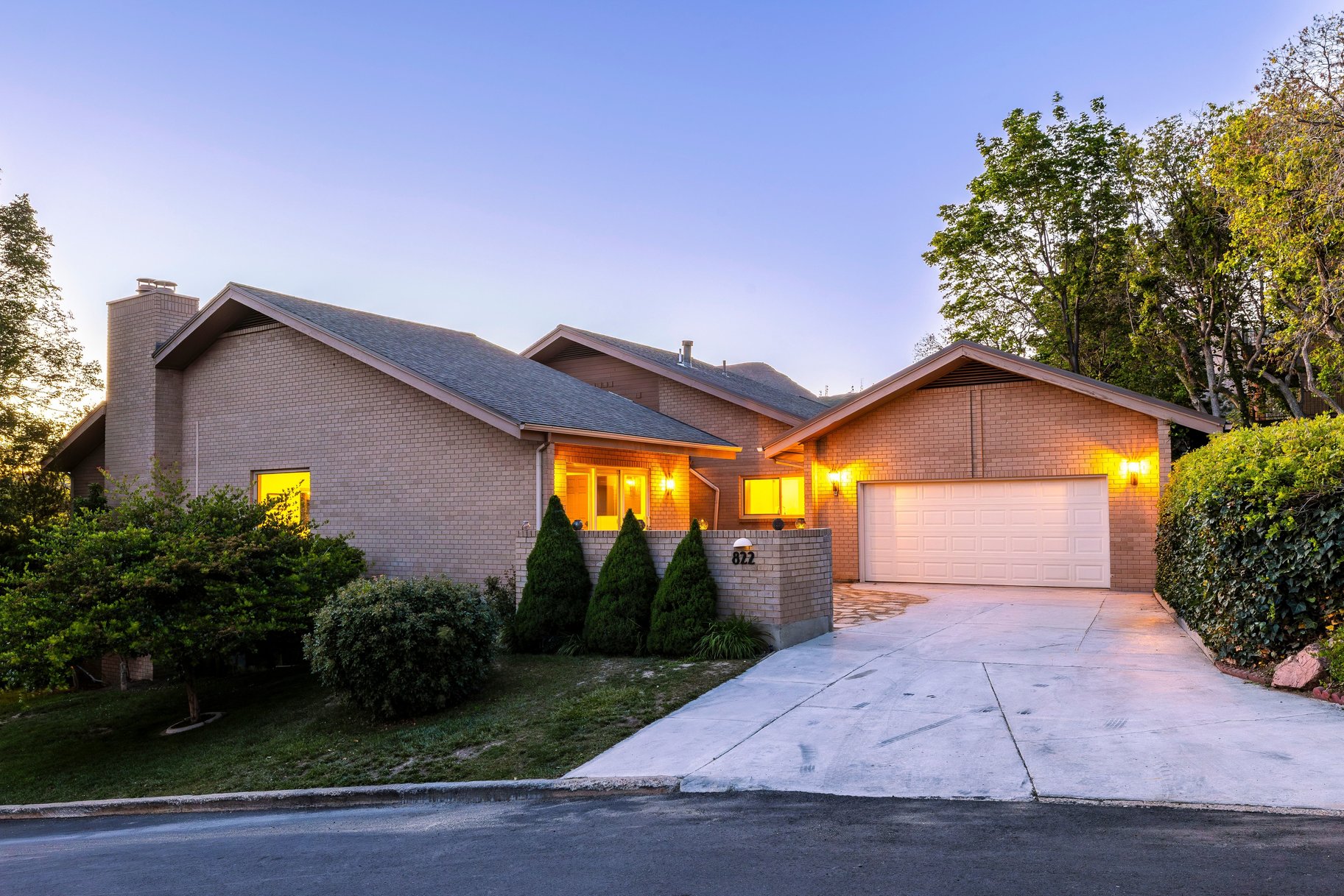  Fully Remodeled Entertainer
