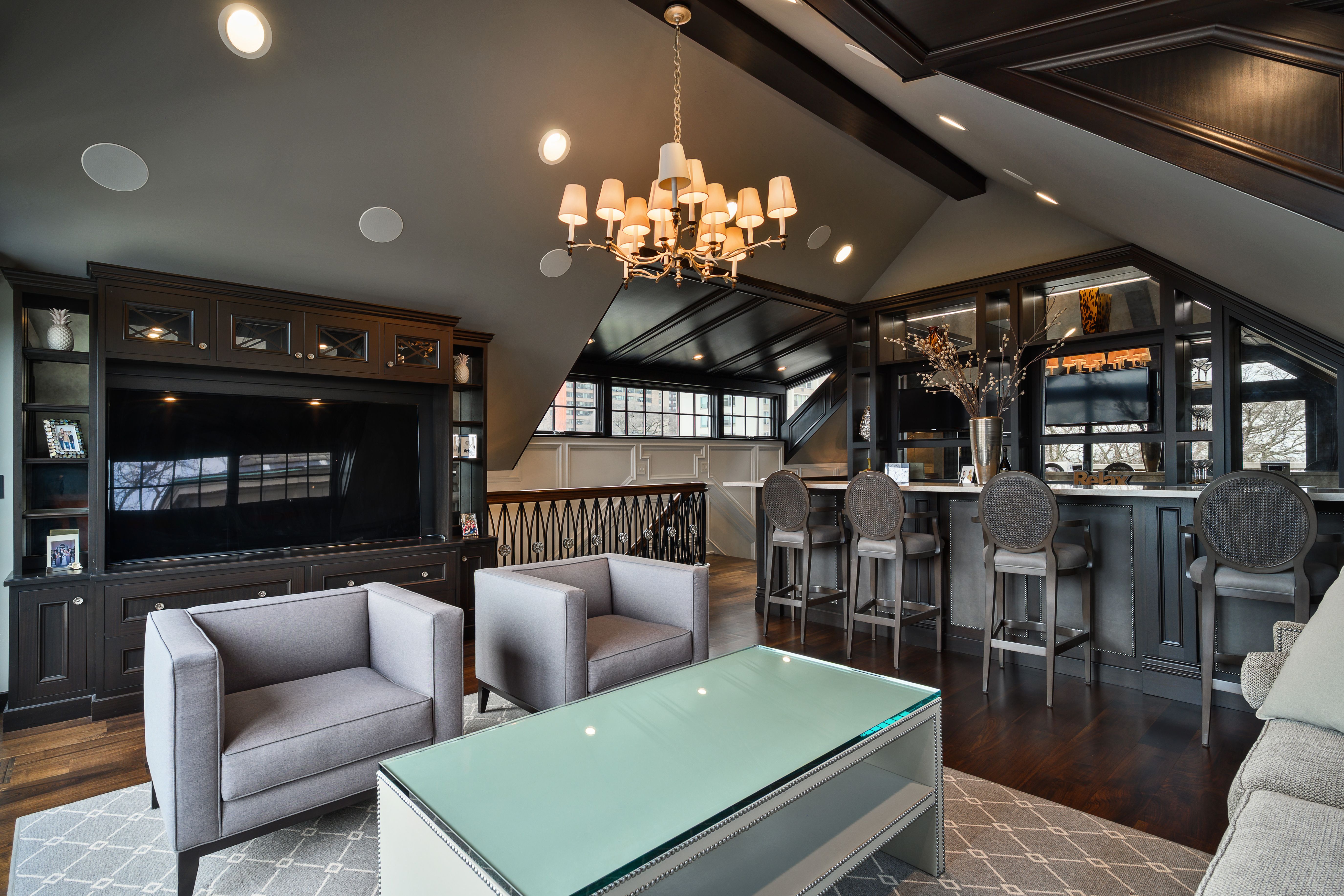  Impeccably Maintained Single-Family Residence on Lake Shore Drive - 物件實景