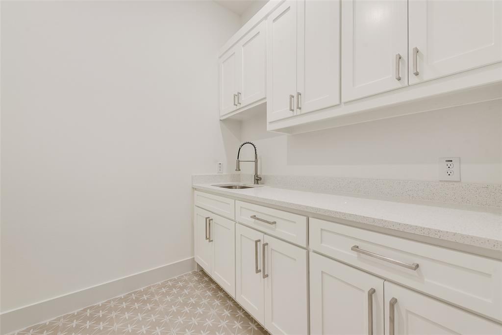 Dallas, Texas, 75232, United States, 4 Bedrooms Bedrooms, ,4 BathroomsBathrooms,Residential,For Sale,2009985